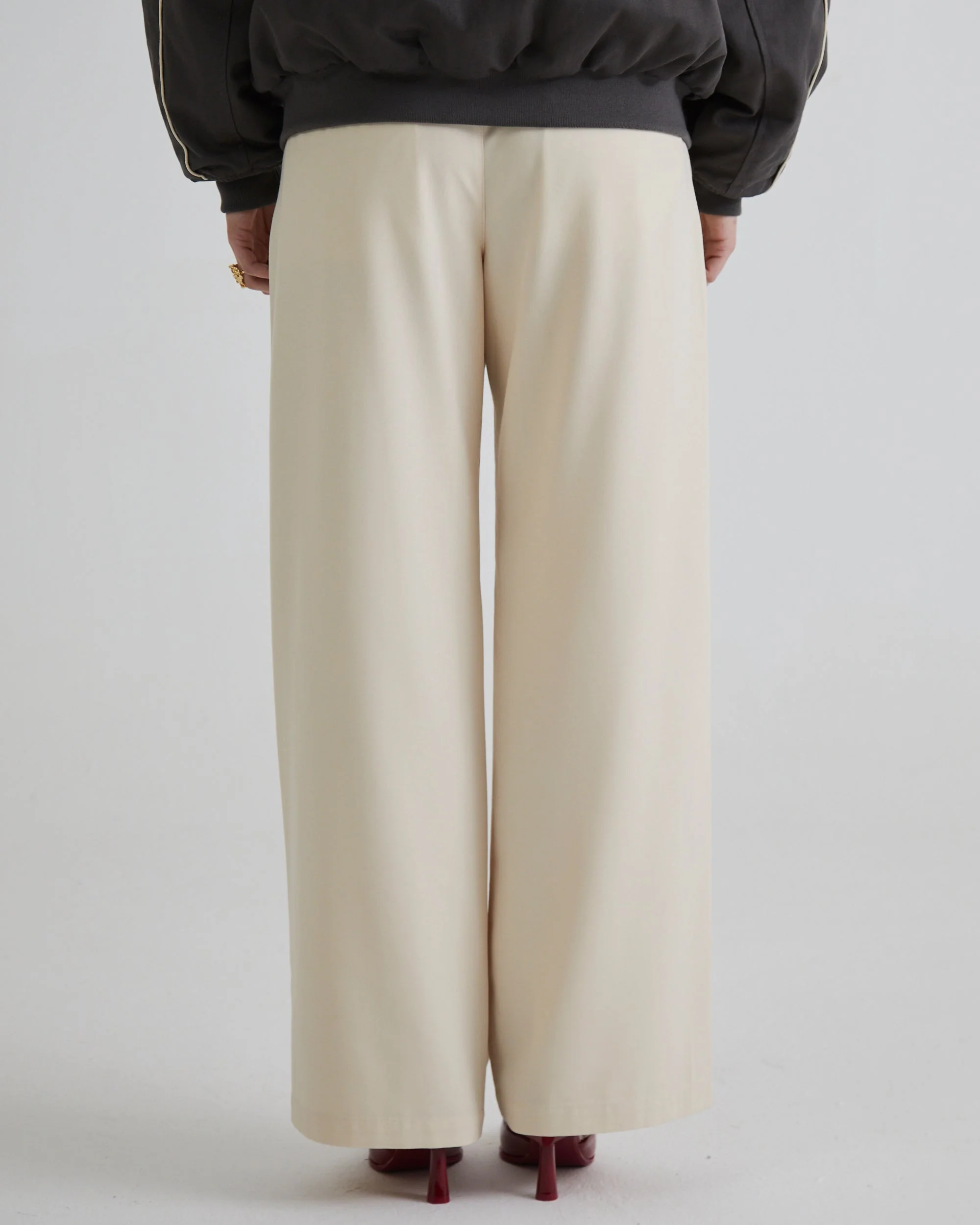 Agilbert® | THE IBRON PLEATED PANTS - Image 33