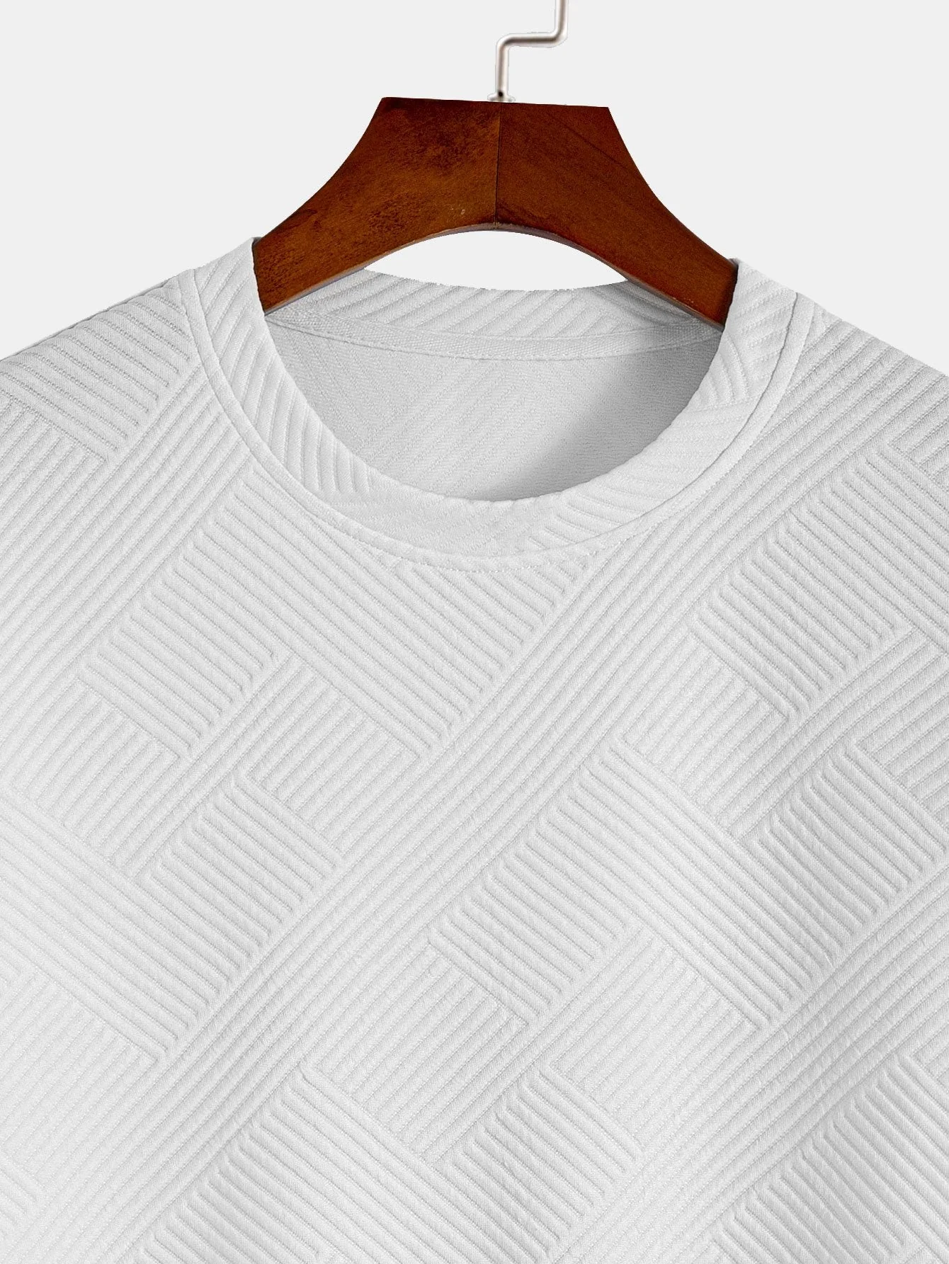 Alejo® | Short Sleeve Stripe Jacquard Arc Hem T-Shirt - Image 10