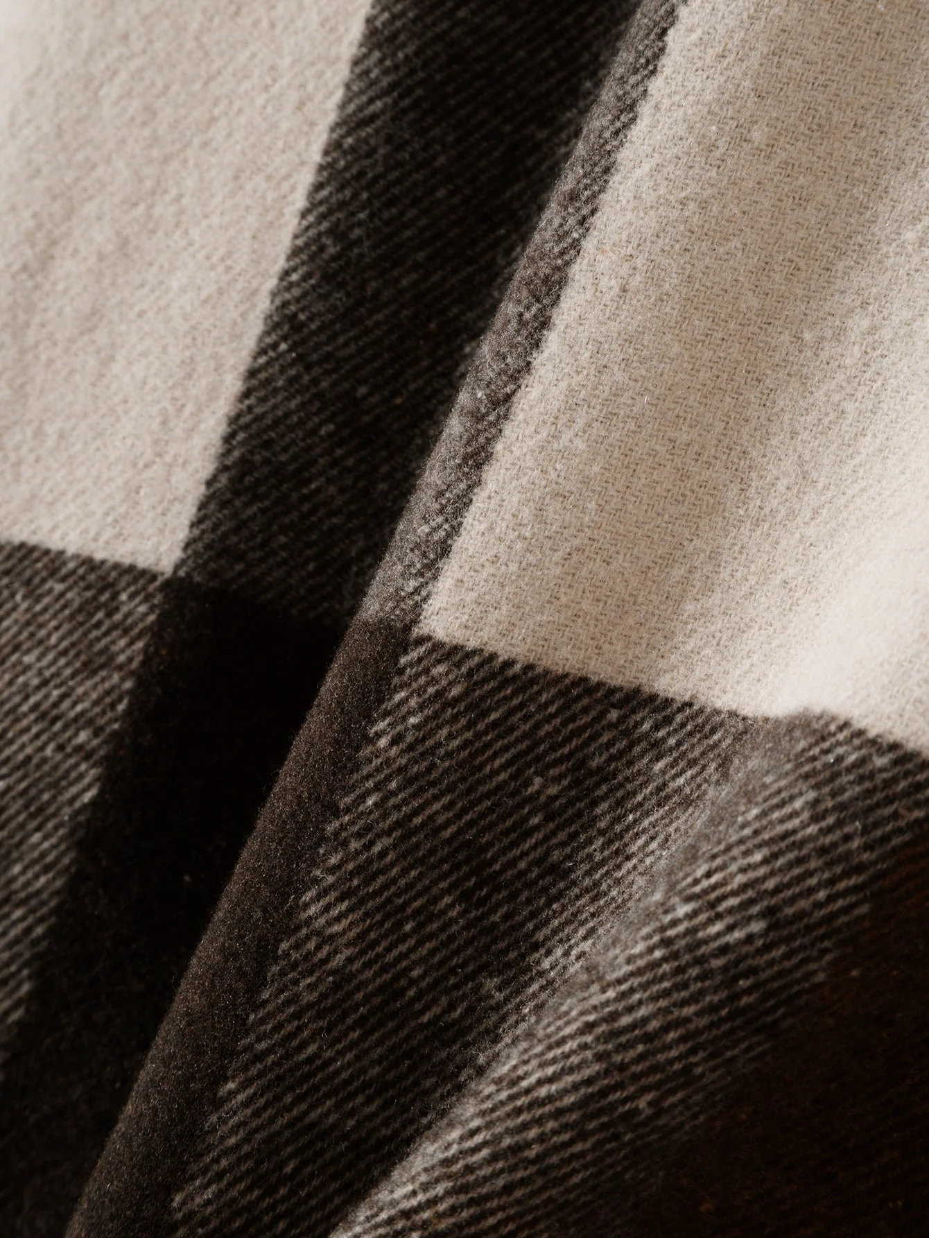 Alonso® | Flannel Plaid Overshirt - Image 8