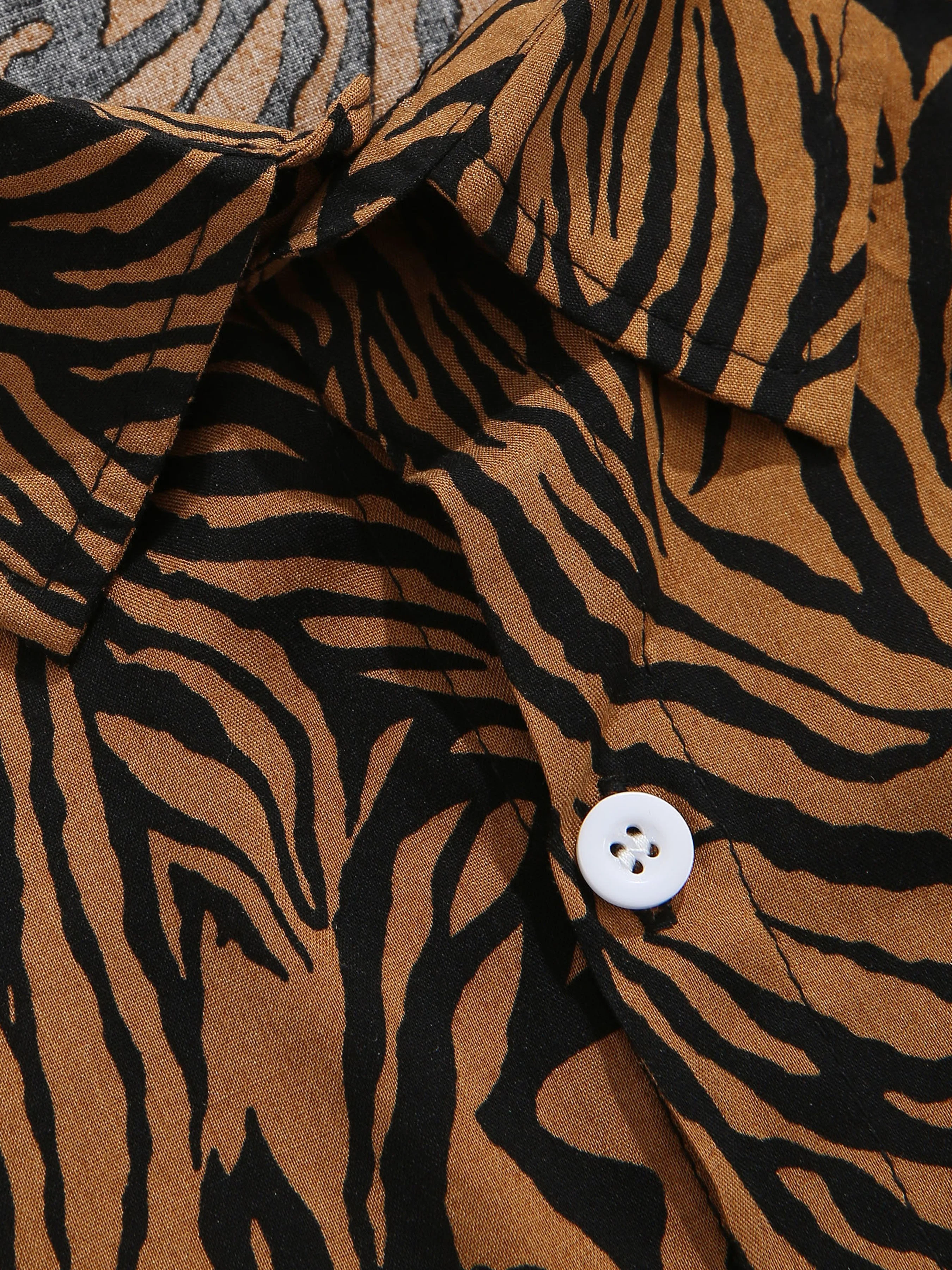 Anis® | Animal Texture Cotton Shirts - Image 4