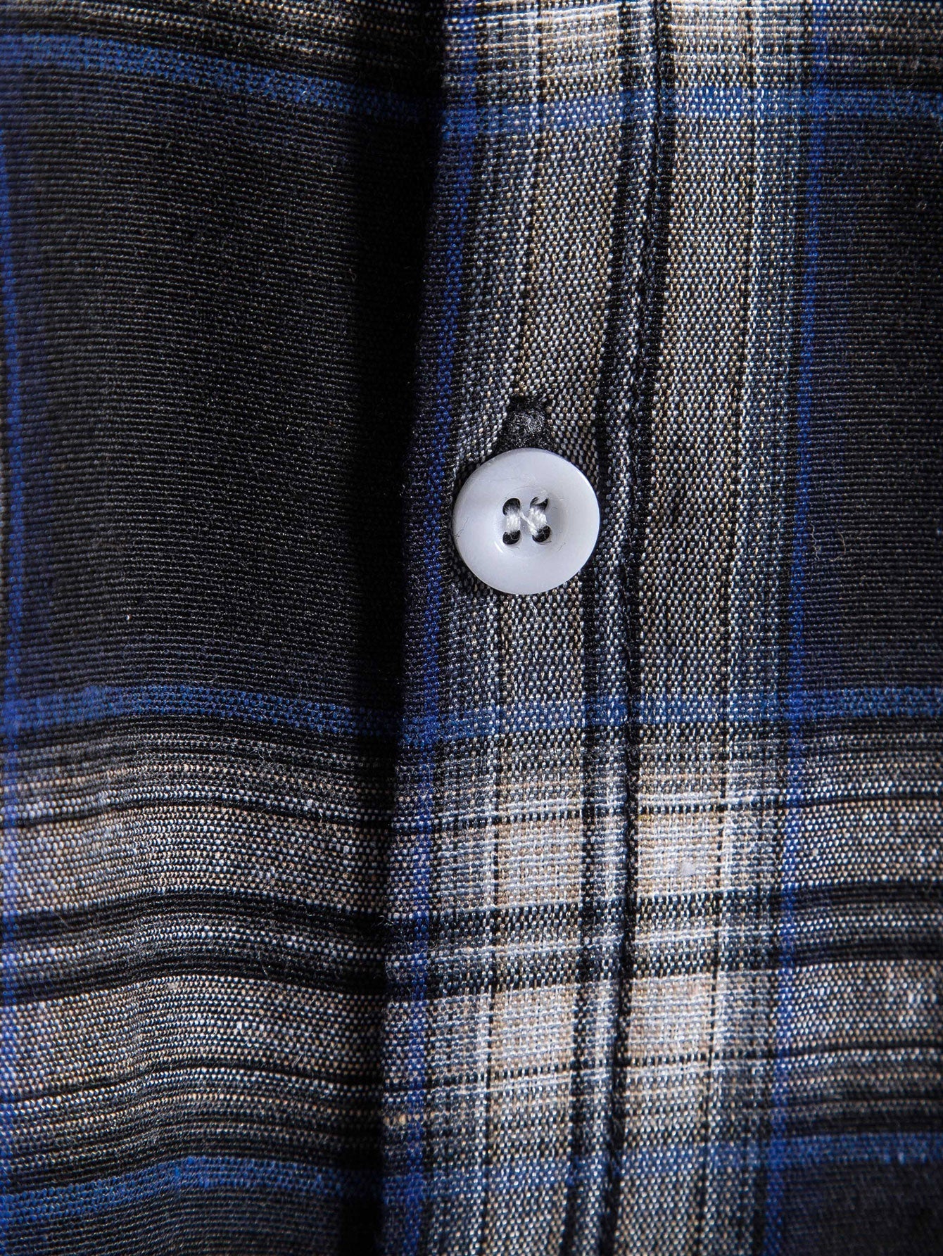 Ardy® | Plaid Short Sleeve Button Up Shirt - Image 5