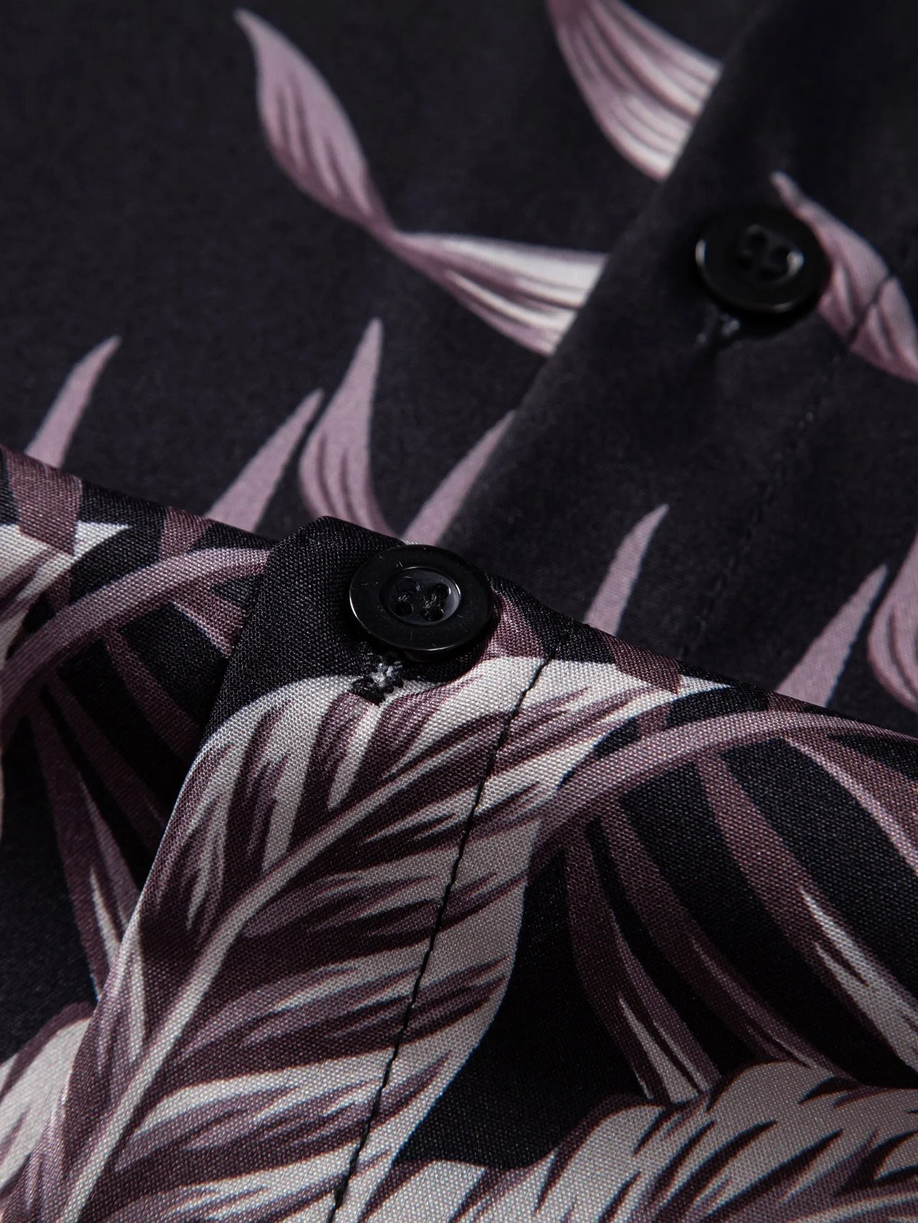 Arquimedes® | Leaf Print Button Up Shirt - Image 4