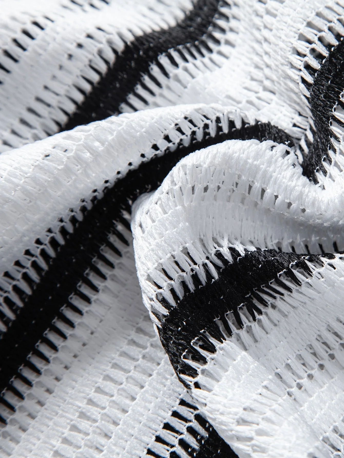 Atef® | Striped Cutout Cuban Shirt - Image 6