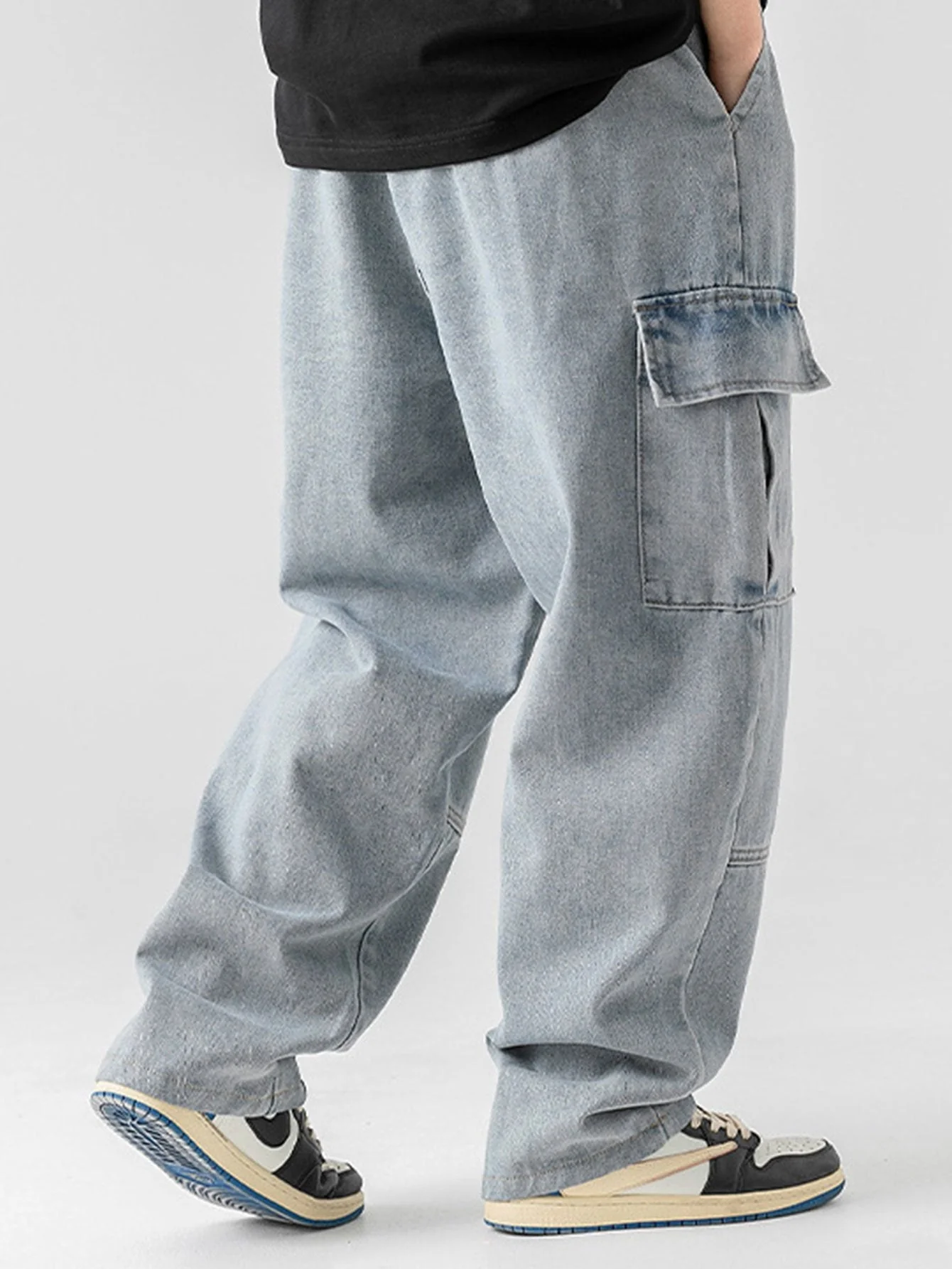 Augustin® | Elastic Waist Relax Fit Straight Leg Cargo Jeans - Image 4