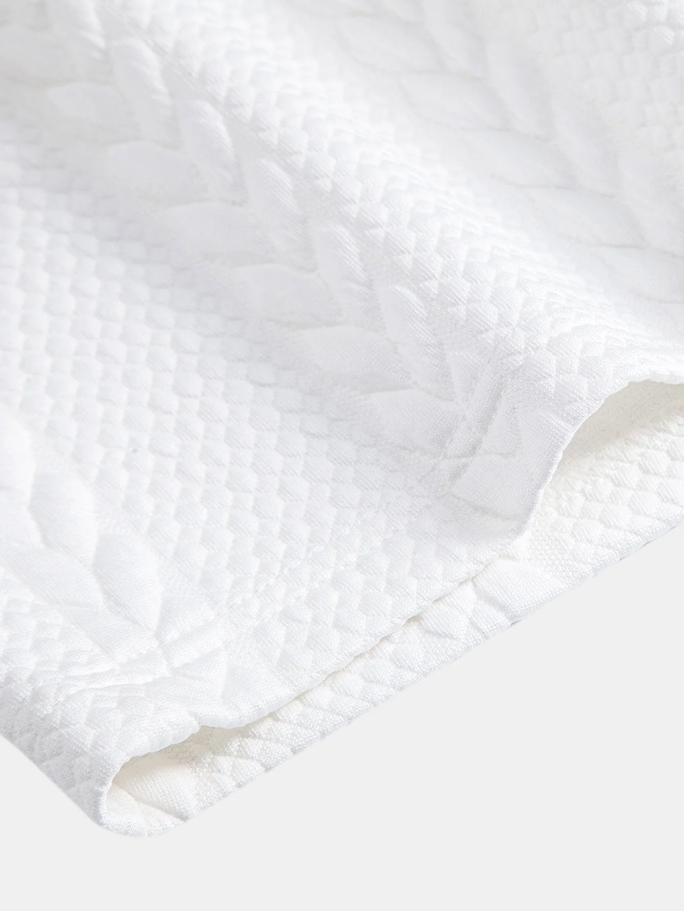 Avis® | Twist Jacquard Shorts - Image 6