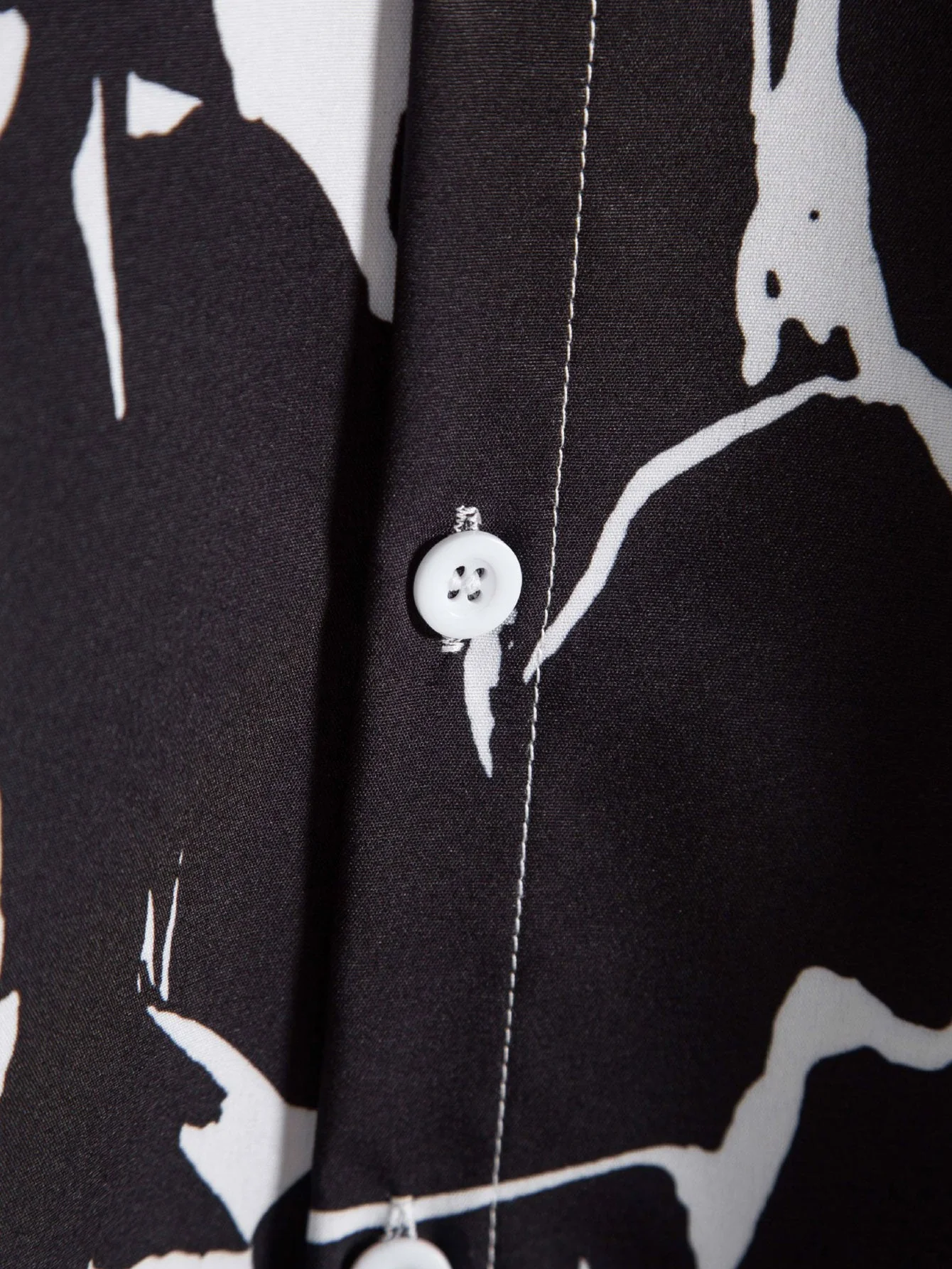 Bernardo® | Abstract Print Shirt - Image 4