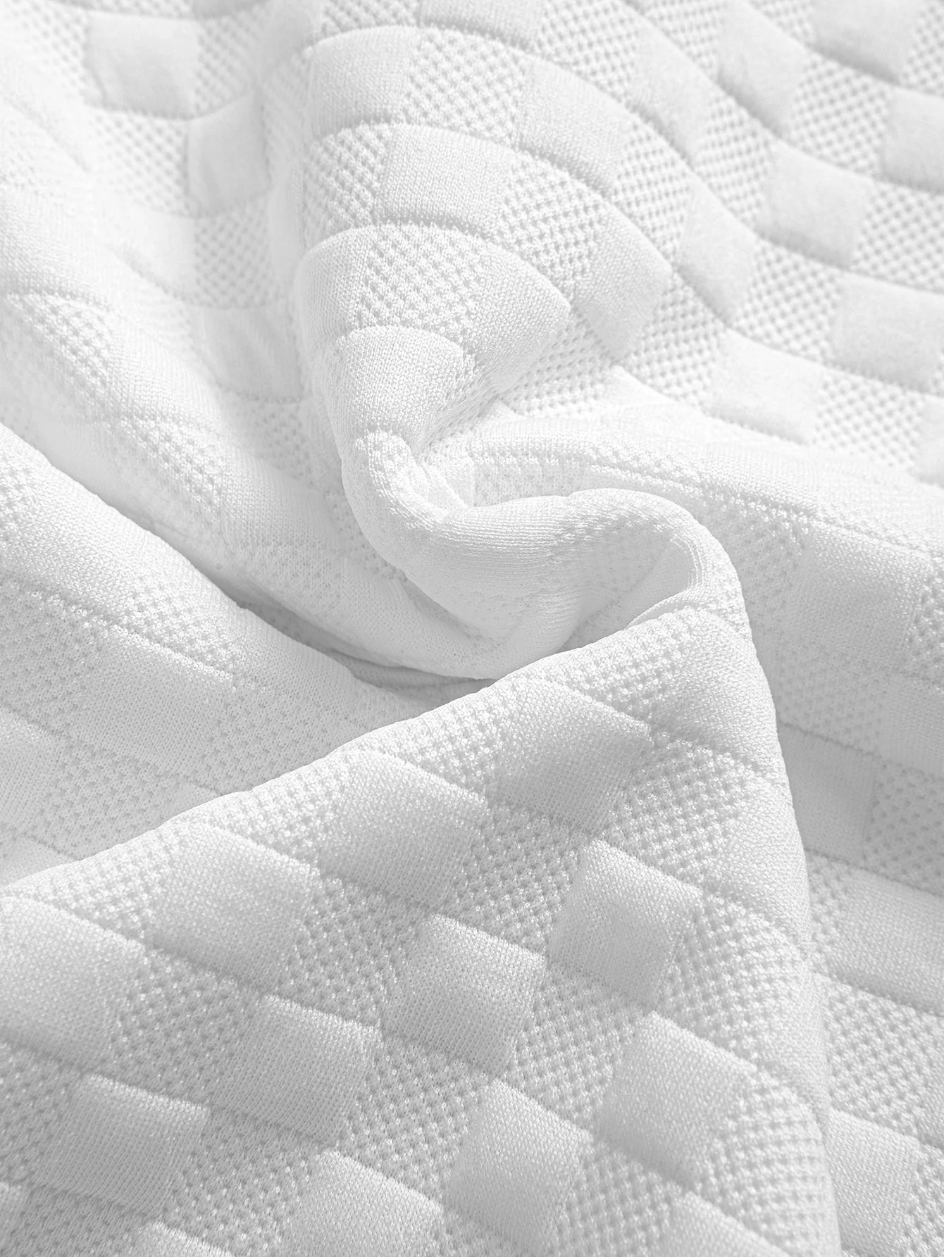 Brad® | Checkerboard Jacquard Arc Hem Hooded T-Shirt & Checkerboard Jacquard Shorts - Image 18