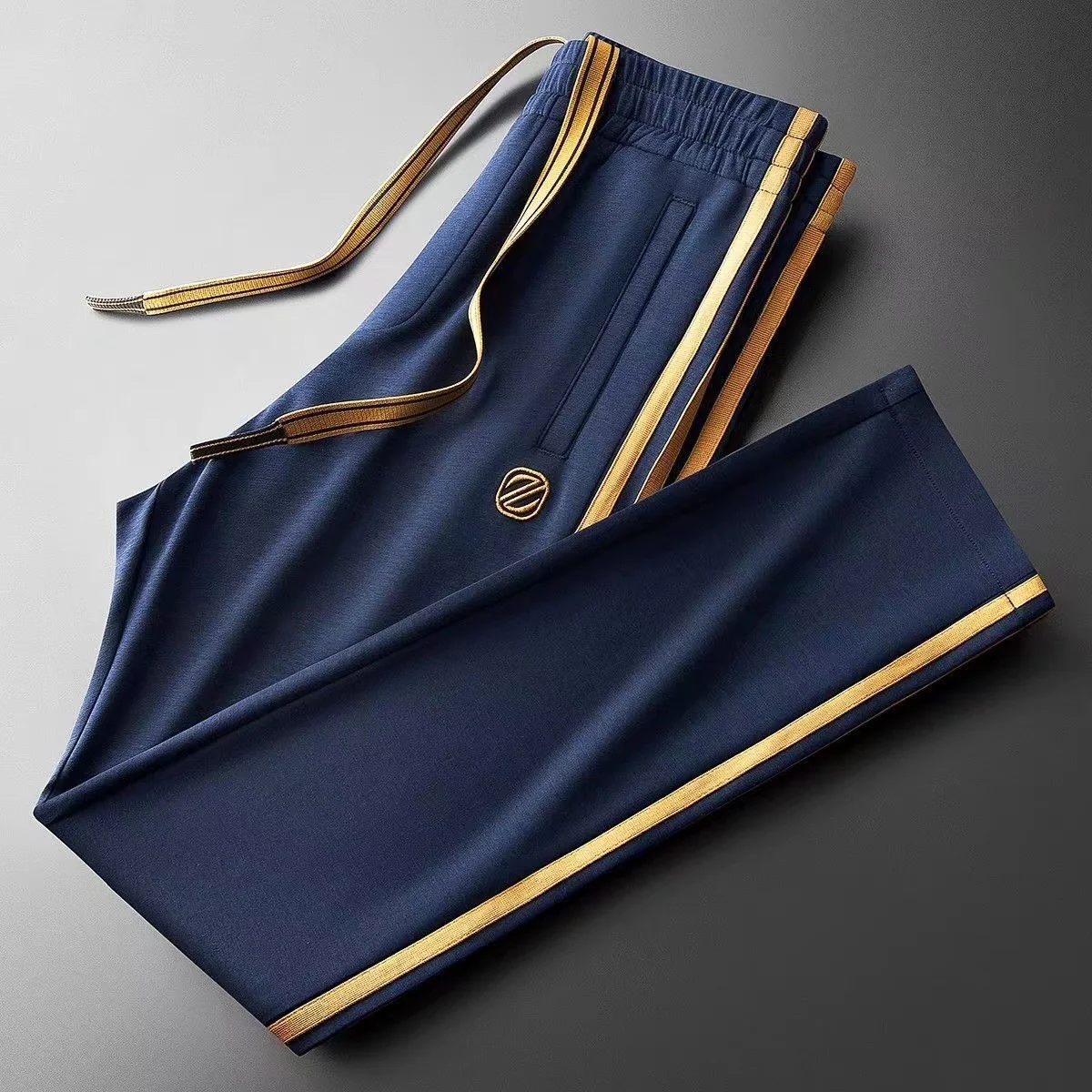 Brooks | Zephyr Hoodie Tracksuit Set - Image 8