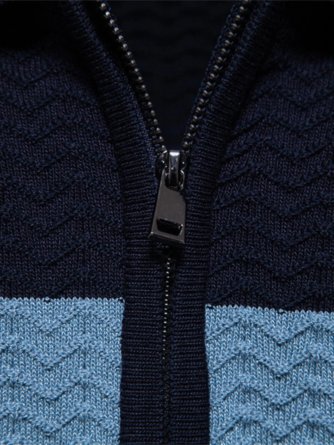 Cameron | Contrast Textured Jacquard Knit Zip Up Polo Shirt - Image 10
