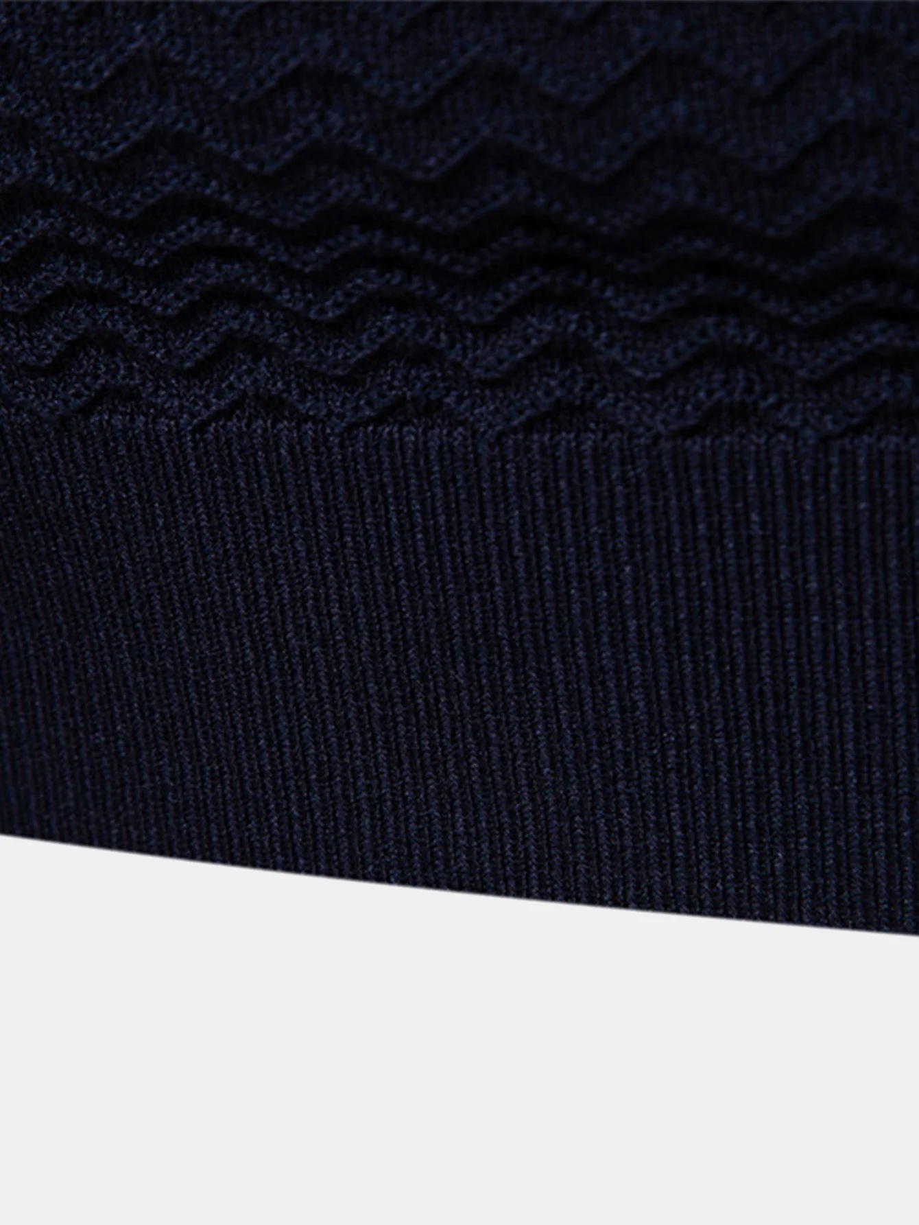 Cameron | Contrast Textured Jacquard Knit Zip Up Polo Shirt - Image 4