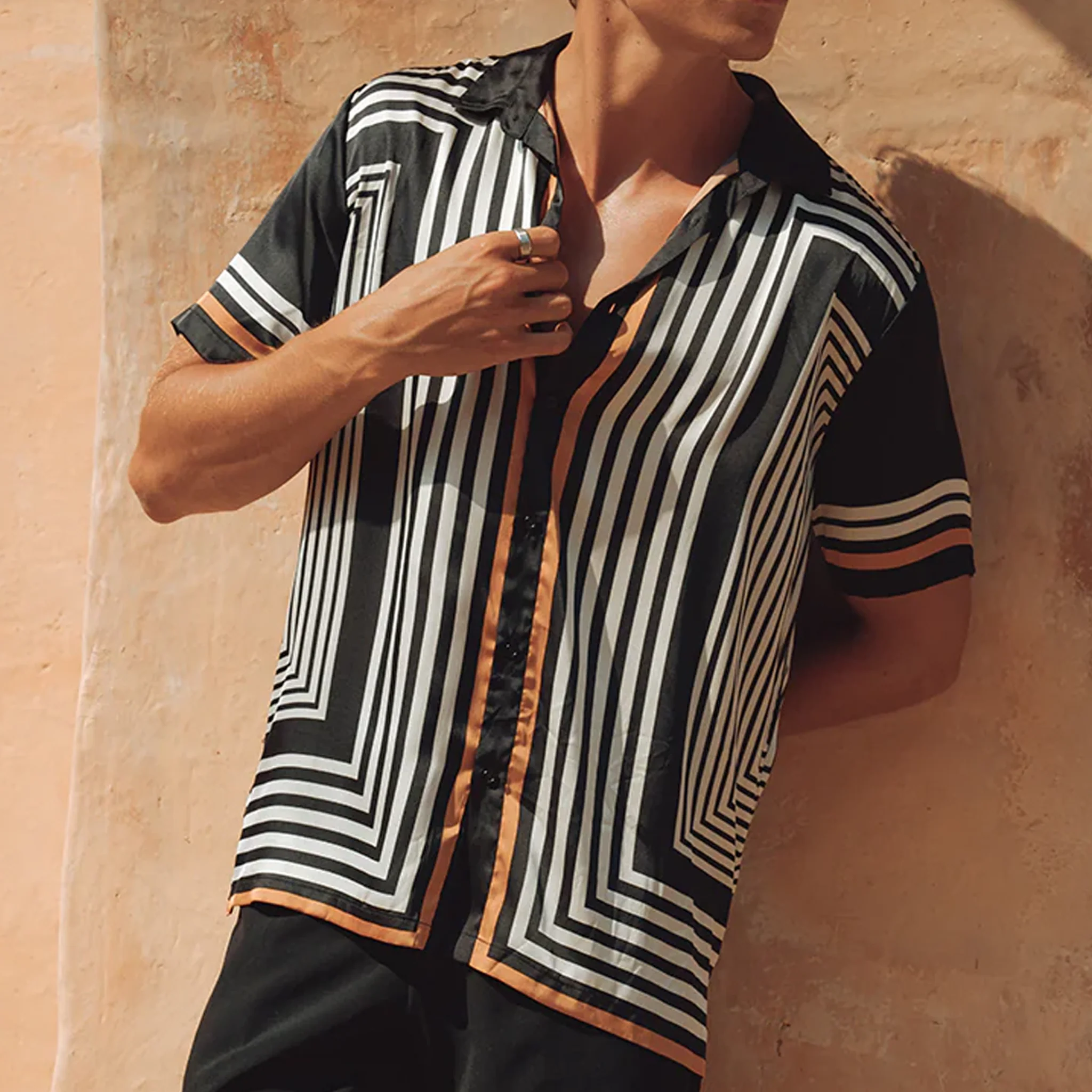 Christian | Men'S Retro Casual Contrast Stripe Printed Satin Short Sleeve Shirt - Image 2