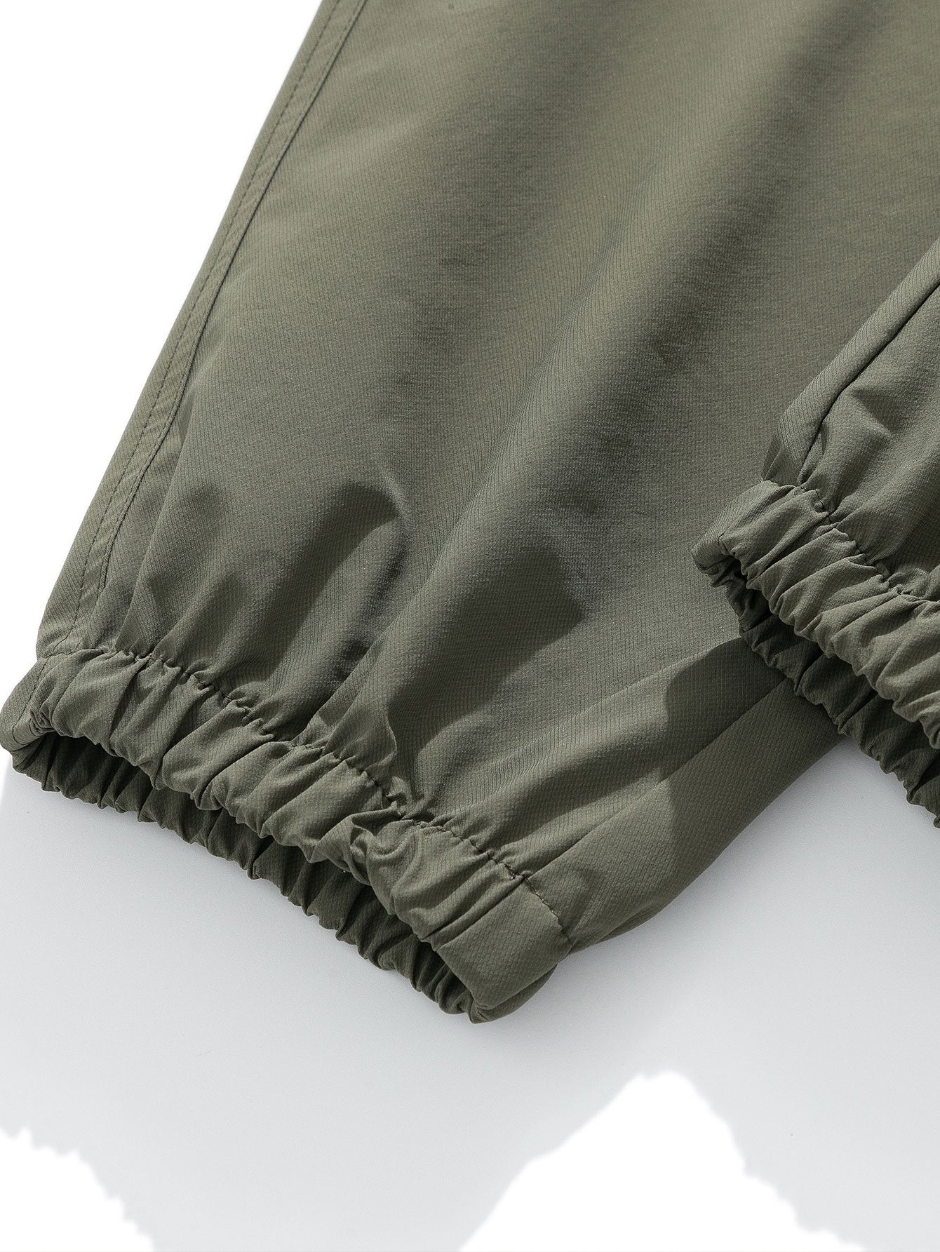 Chuck® | Drawstring Jogging Pants - Image 23