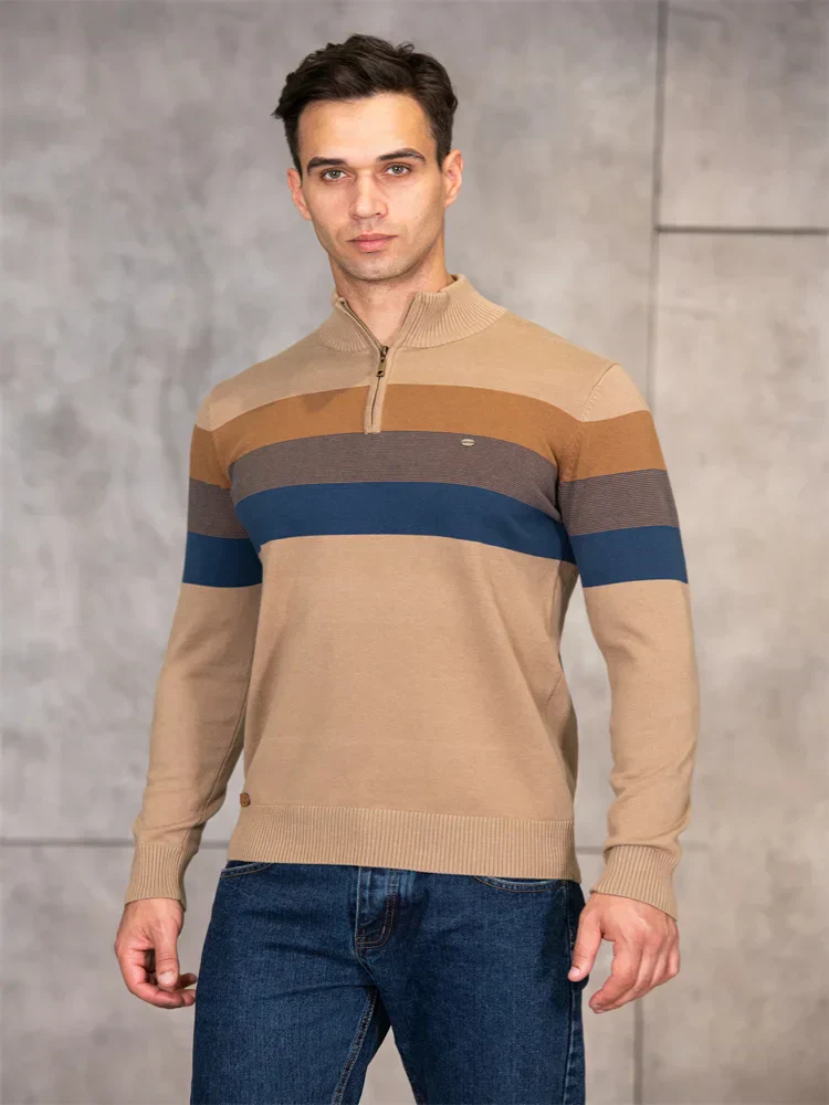 Cooper® | Warm patchwork zip-up sweater - Image 4