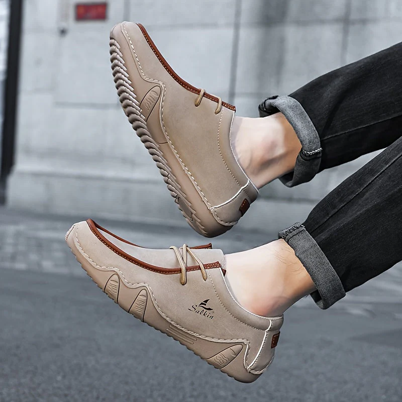 Crispin | Comfortable non-slip sports shoes - Image 6
