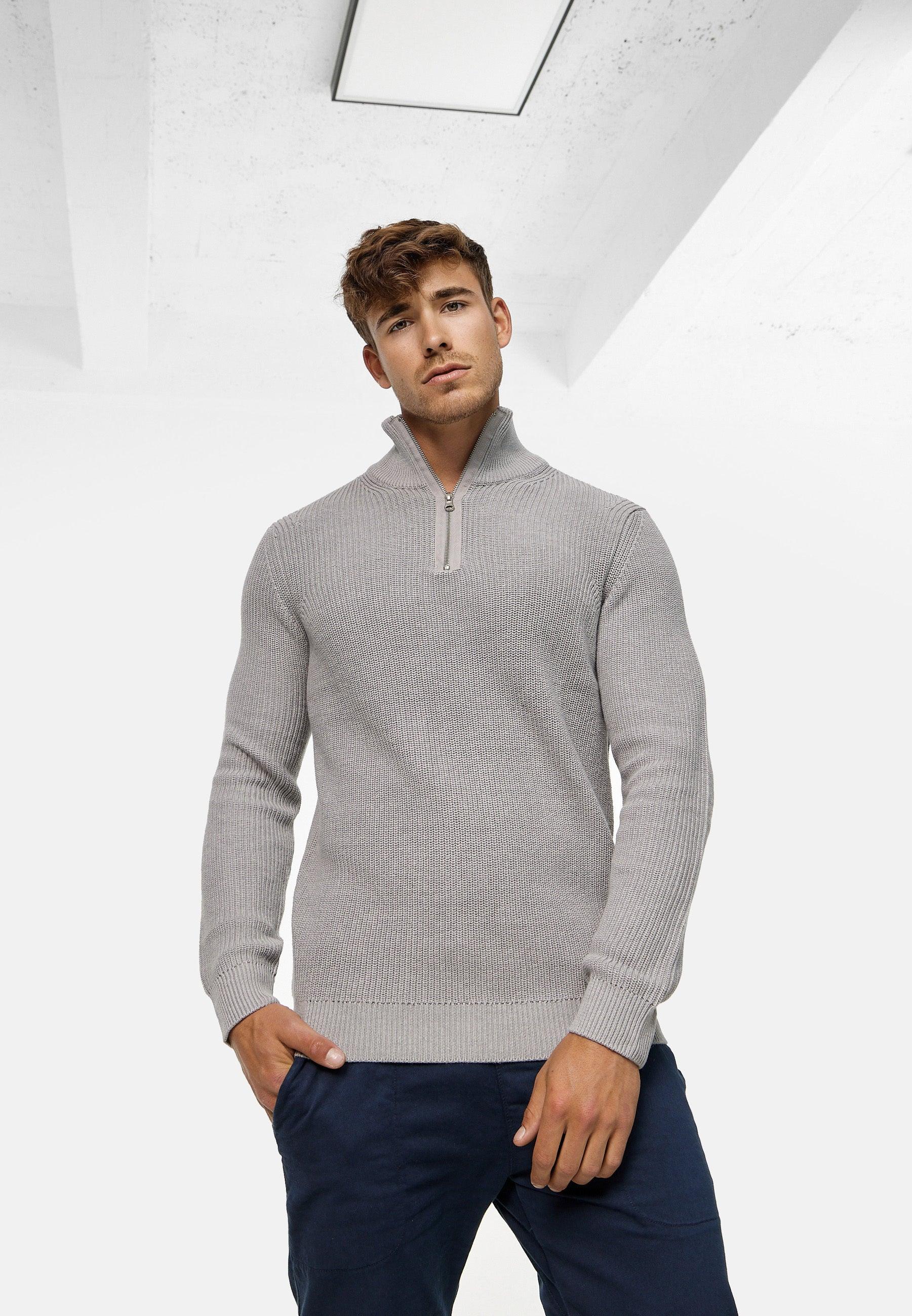 Cristóbal® | Stylish Sweatshirt With Quarter Zip Fastening - Image 19