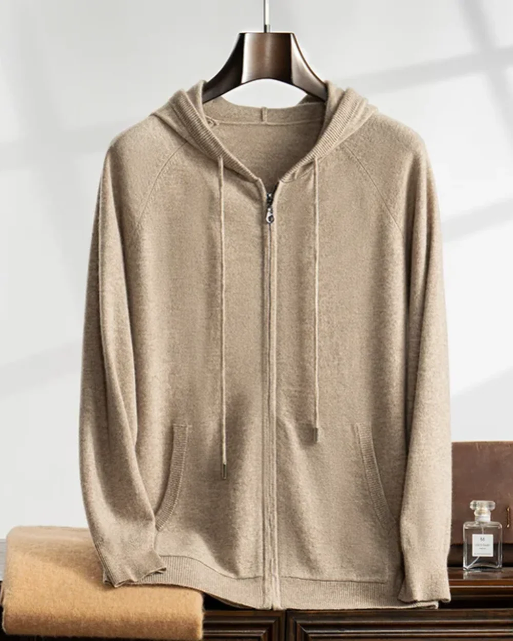 Cyrus | Courchevel Hooded Cashmere Vest - Image 2