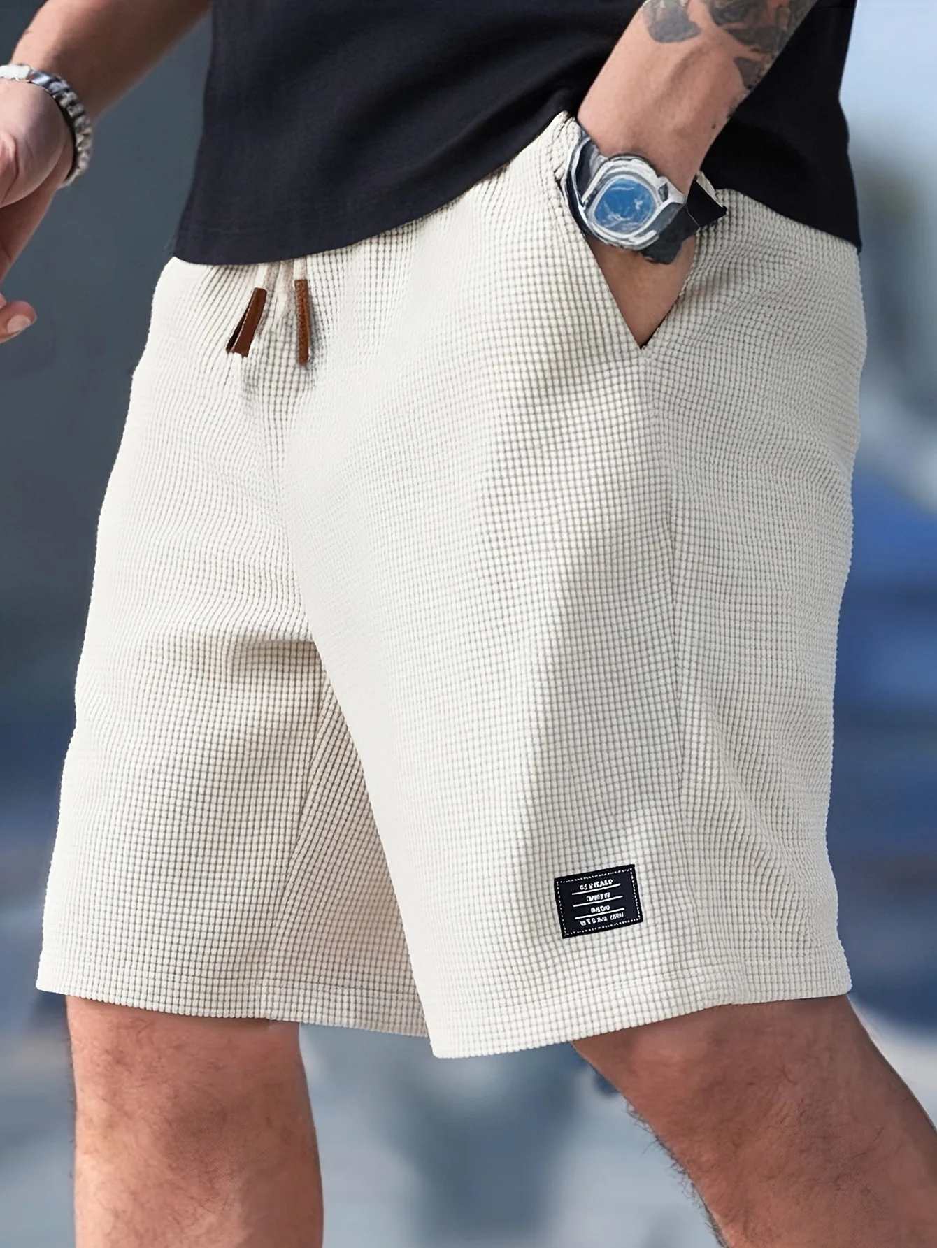 Dorian | Casual Men's Shorts - Image 2
