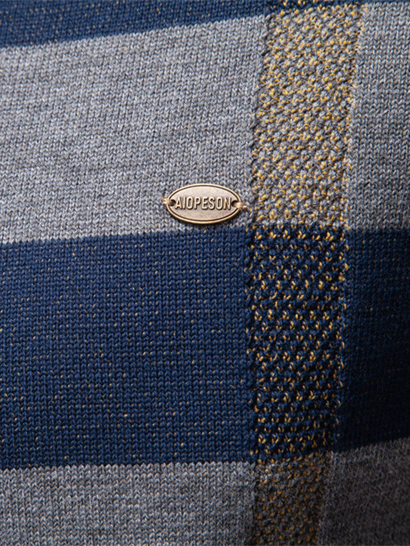 Elián® | Plaid Crewneck Sweater - Image 5