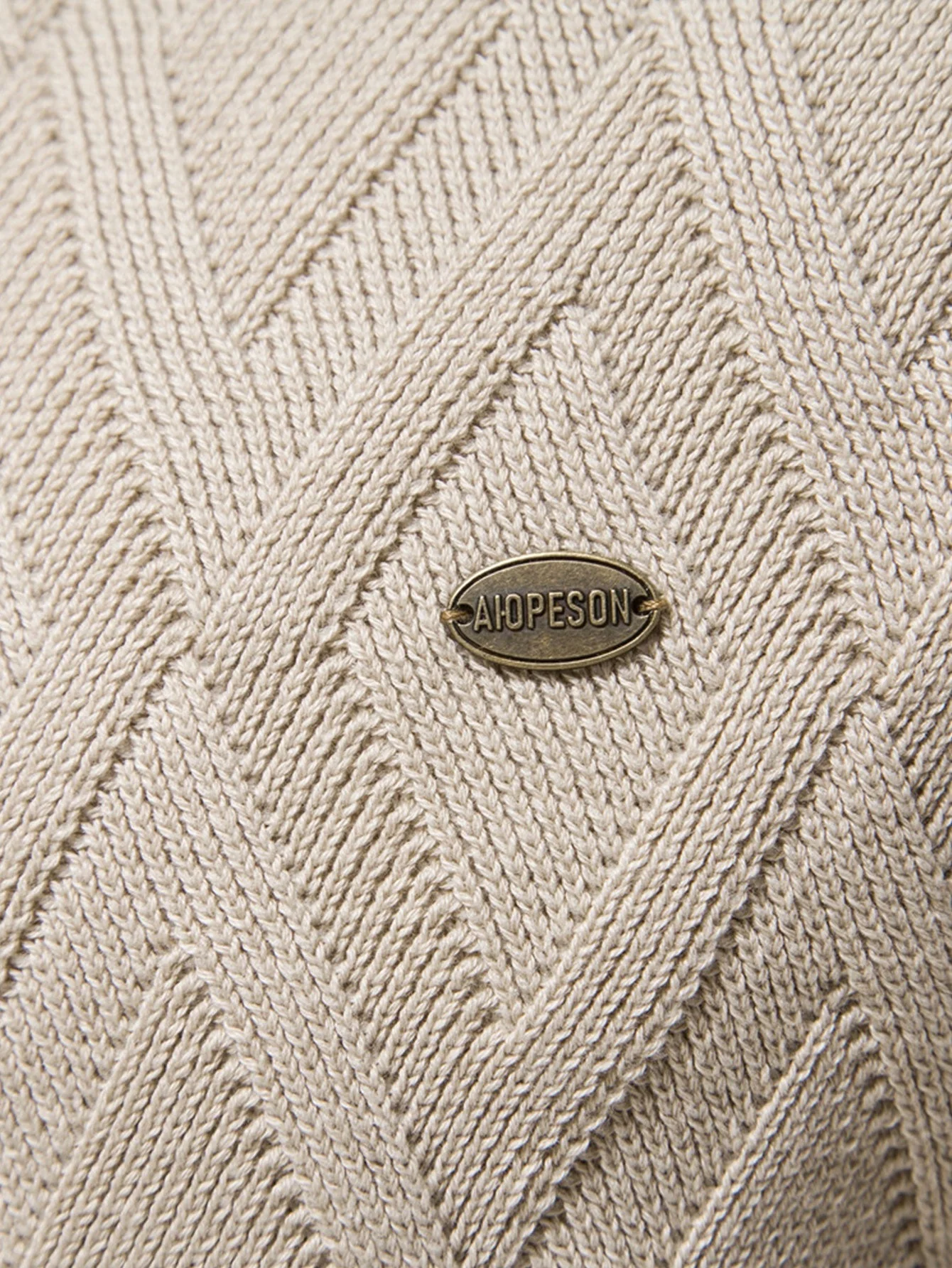 Erasmo® | Geometry Jacquard Crewneck Sweater - Image 11