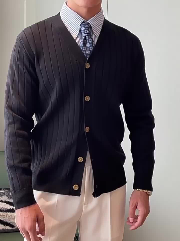 Esiquio® | Men'S Stylish V-Neck Button Vest - Image 12