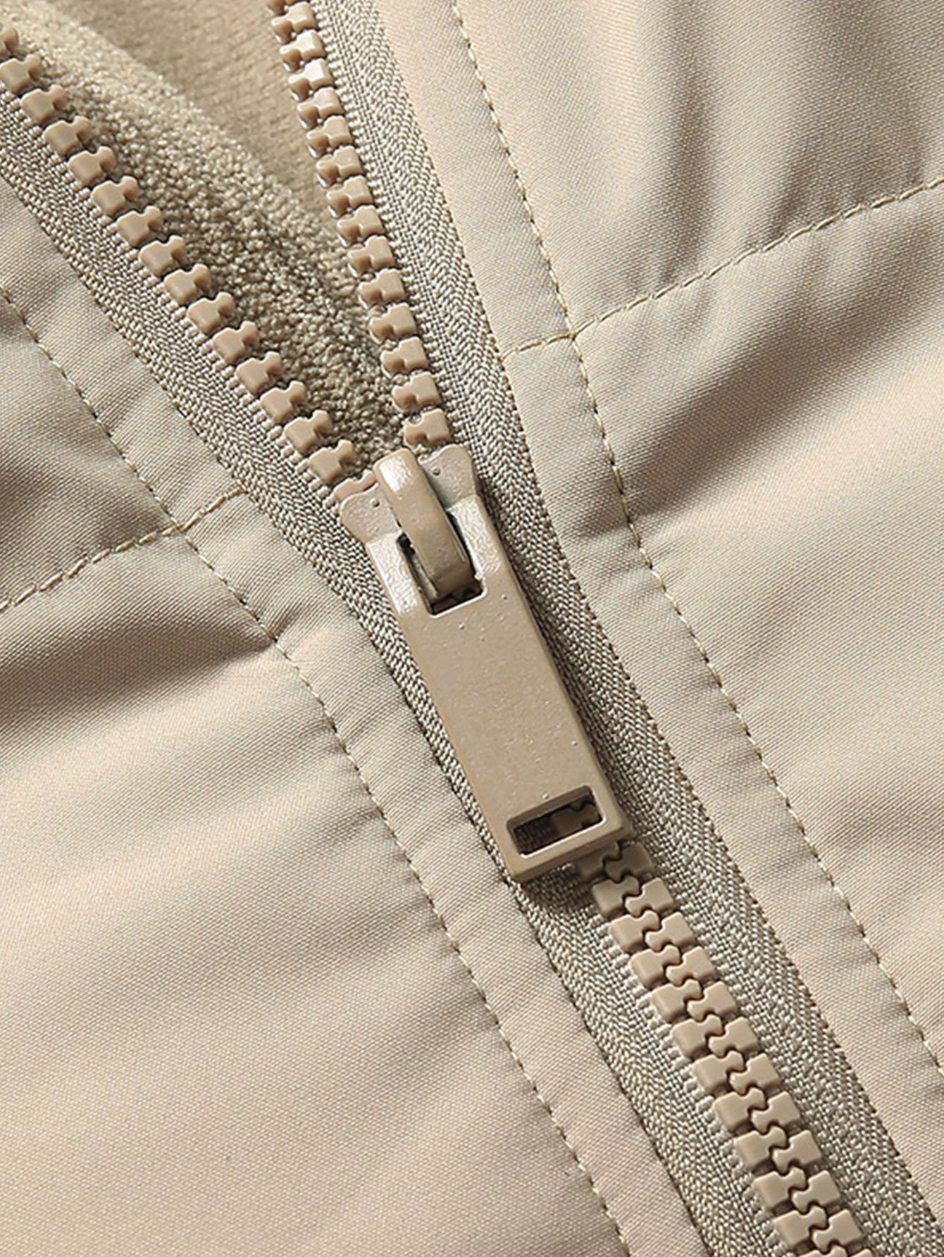 Ezra | Corduroy Patchwork Puffer Jacket - Image 3
