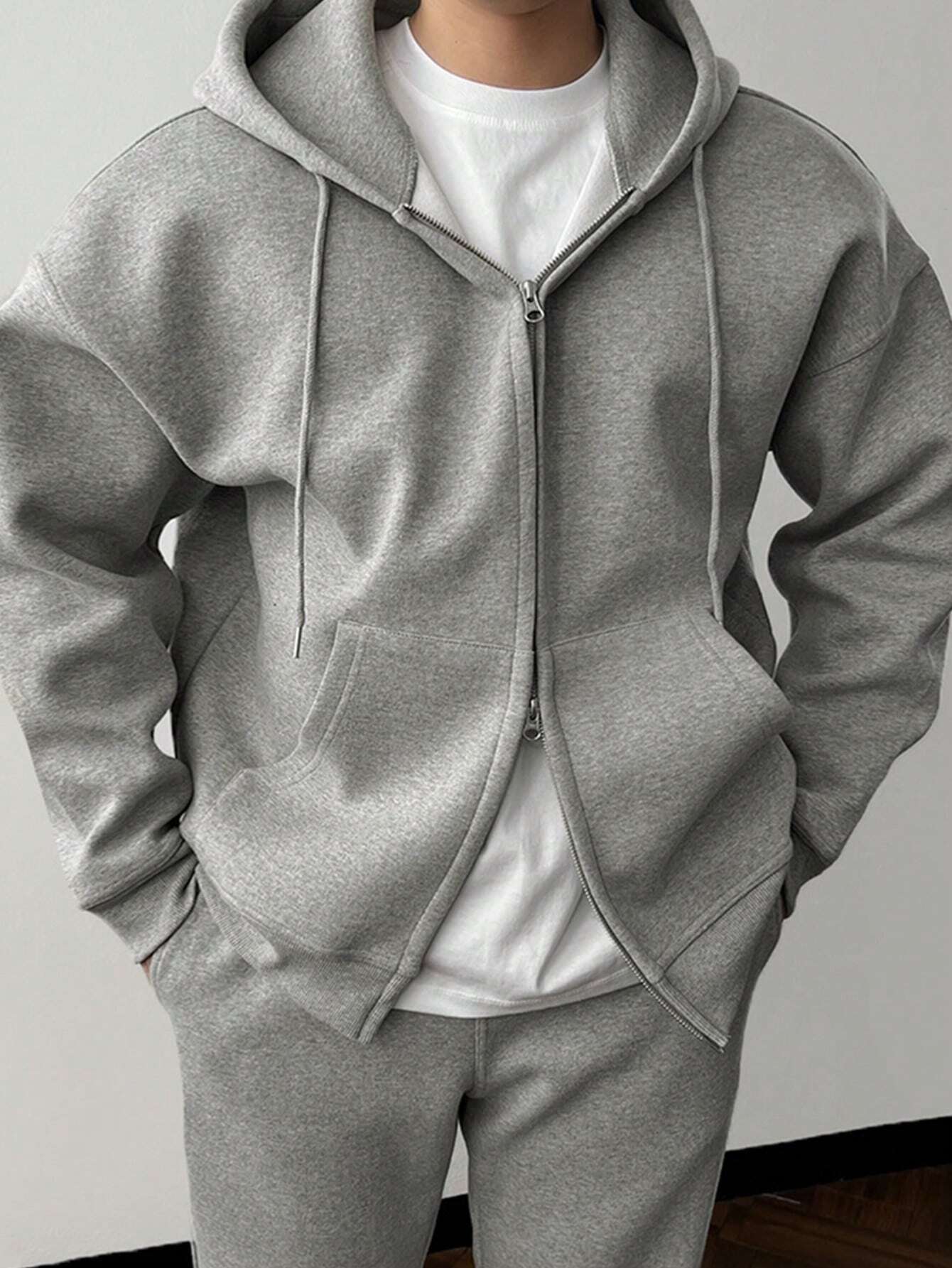 Finnian® | Plain Hoodie And Pants Set For Men - Image 4