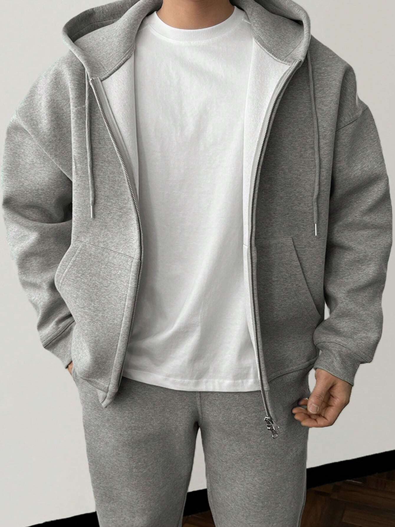 Finnian® | Plain Hoodie And Pants Set For Men - Image 5