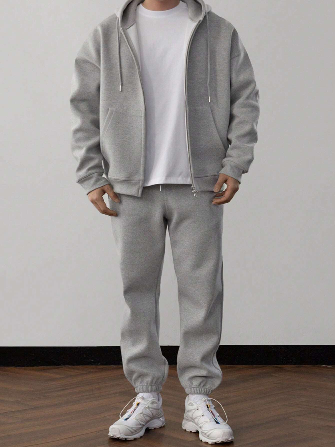 Finnian® | Plain Hoodie And Pants Set For Men - Image 7