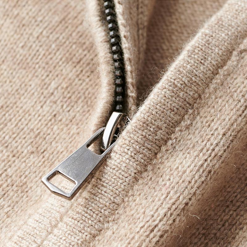 Gage® | The Perfect Zip-Up Sweater For Winter Style And Comfort - Image 2
