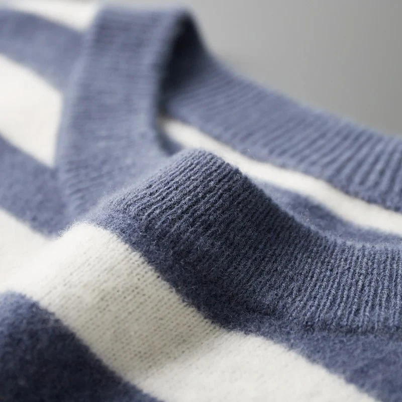 Gareth® | Men’s Jumpers With Stripe Design - Image 4