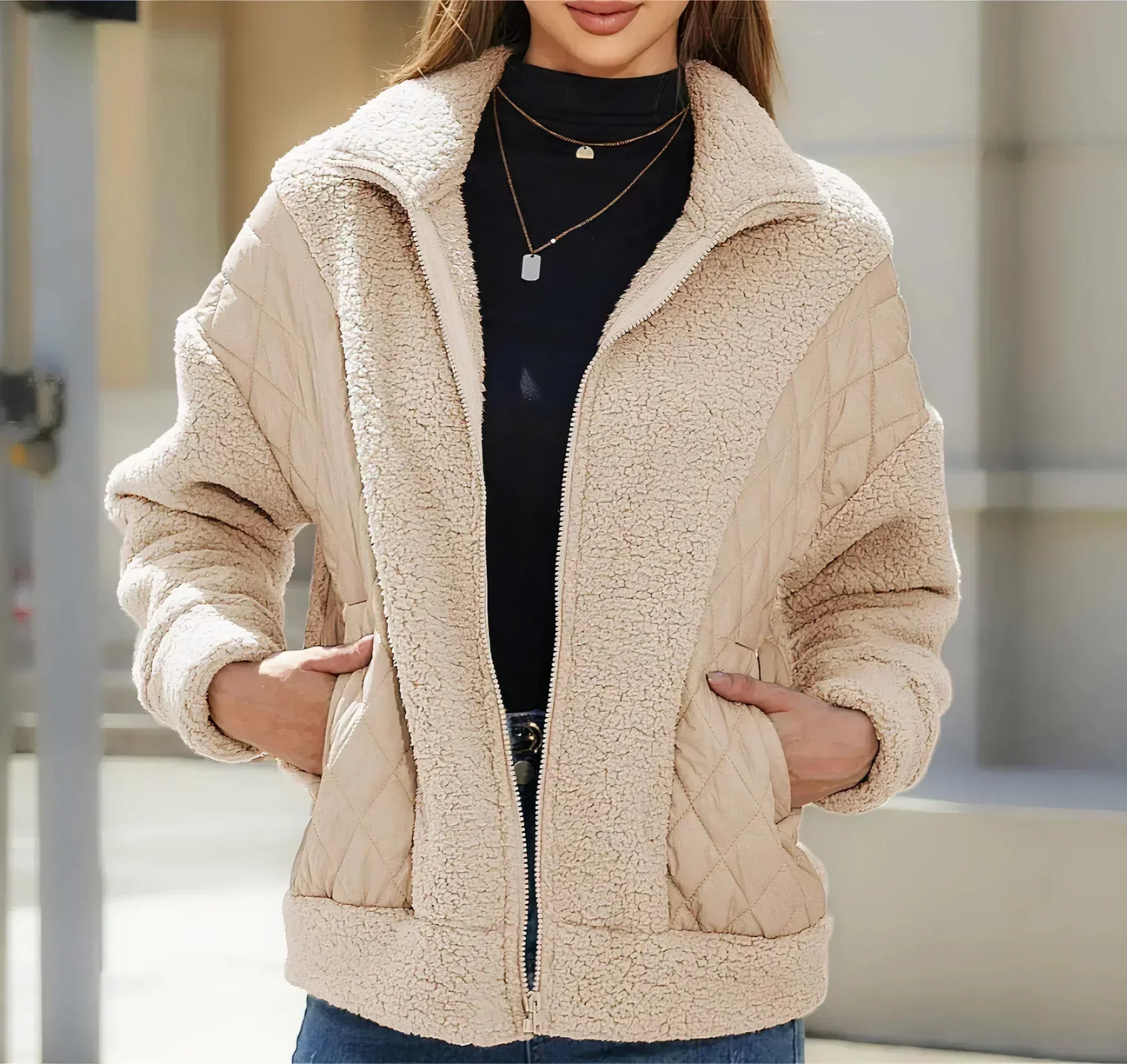 Genaro | Women's zip-up sherpa jacket with quilted details - Image 4