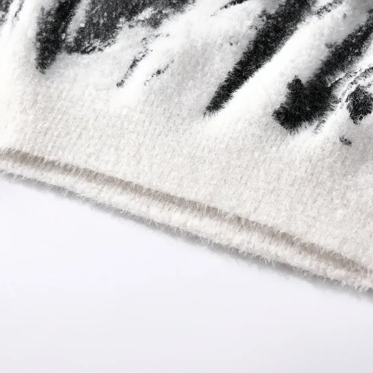 George® | Abstract comfort sweater - Image 4
