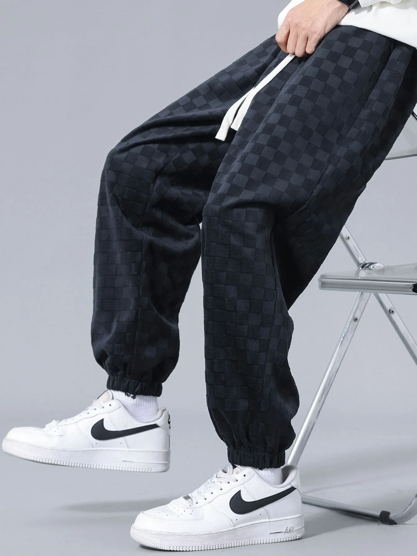 Giordano® | Checkerboard Jogging Pants - Image 6