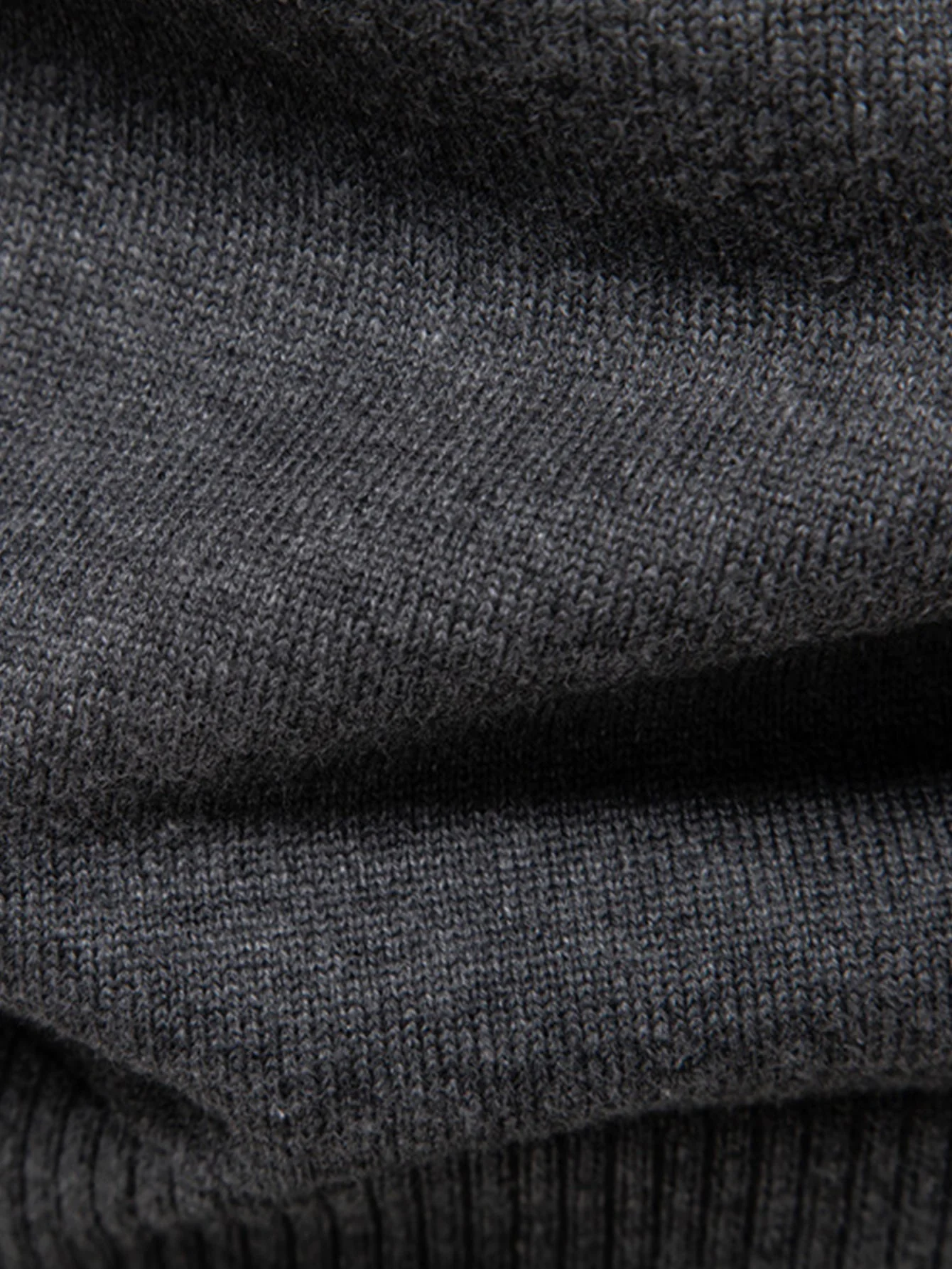 Giuliano® | Long Sleeve V-Neck Sweater - Image 12