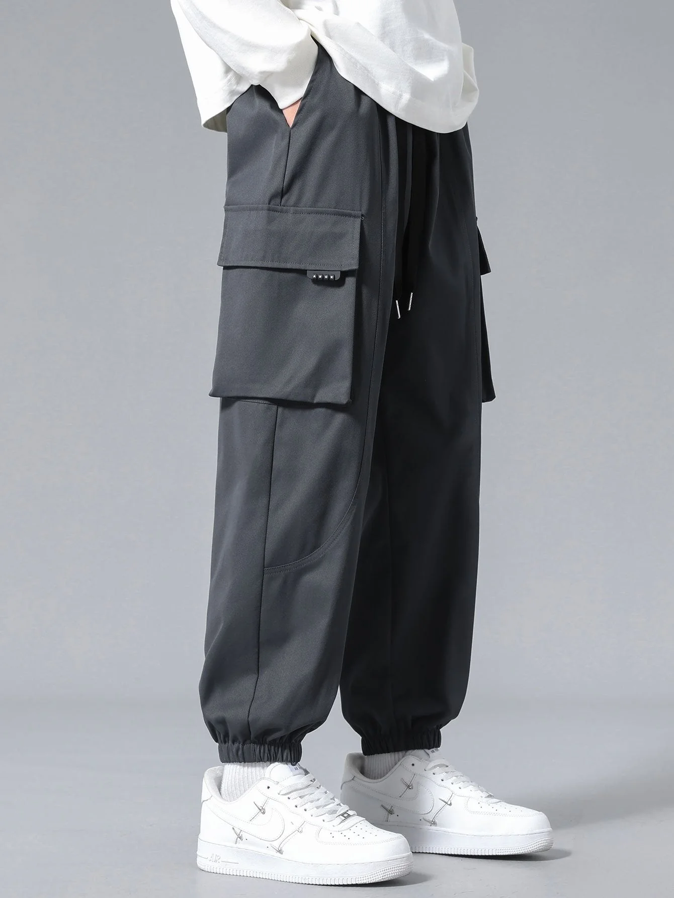 Gonzalo® | Cargo Jogging Pants - Image 7