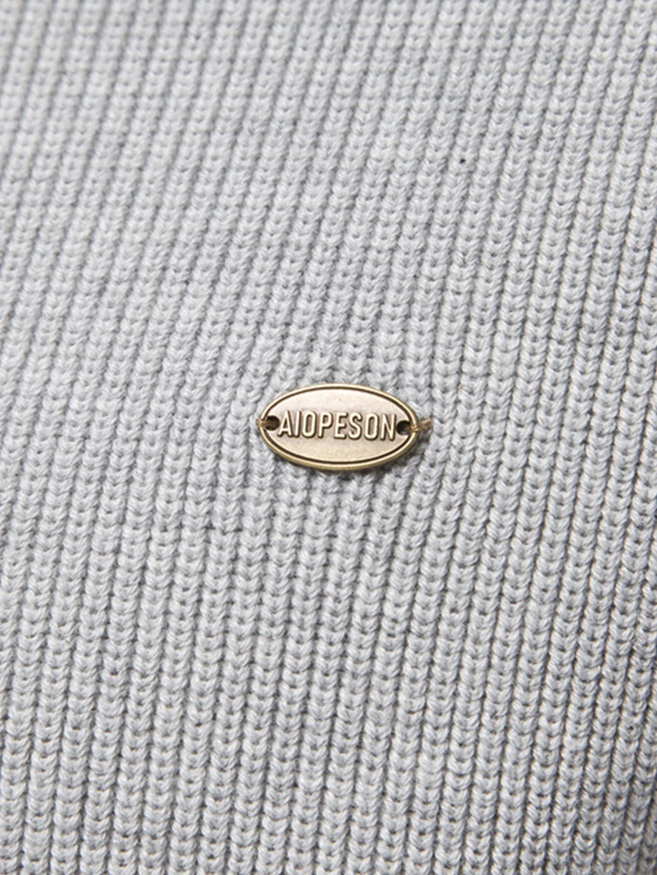 Gumersindo® | Raglan Sleeve Quarter-Zip Sweater - Image 2