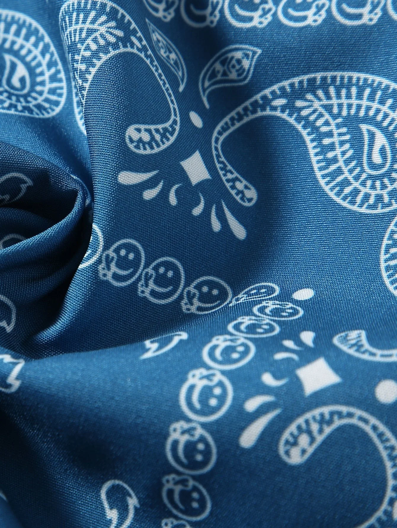 Héctor® | Paisley Print Shorts - Image 11