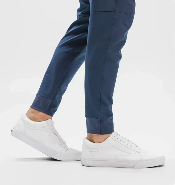 Hendrick® | Freedom Of Movement And Style - Image 3