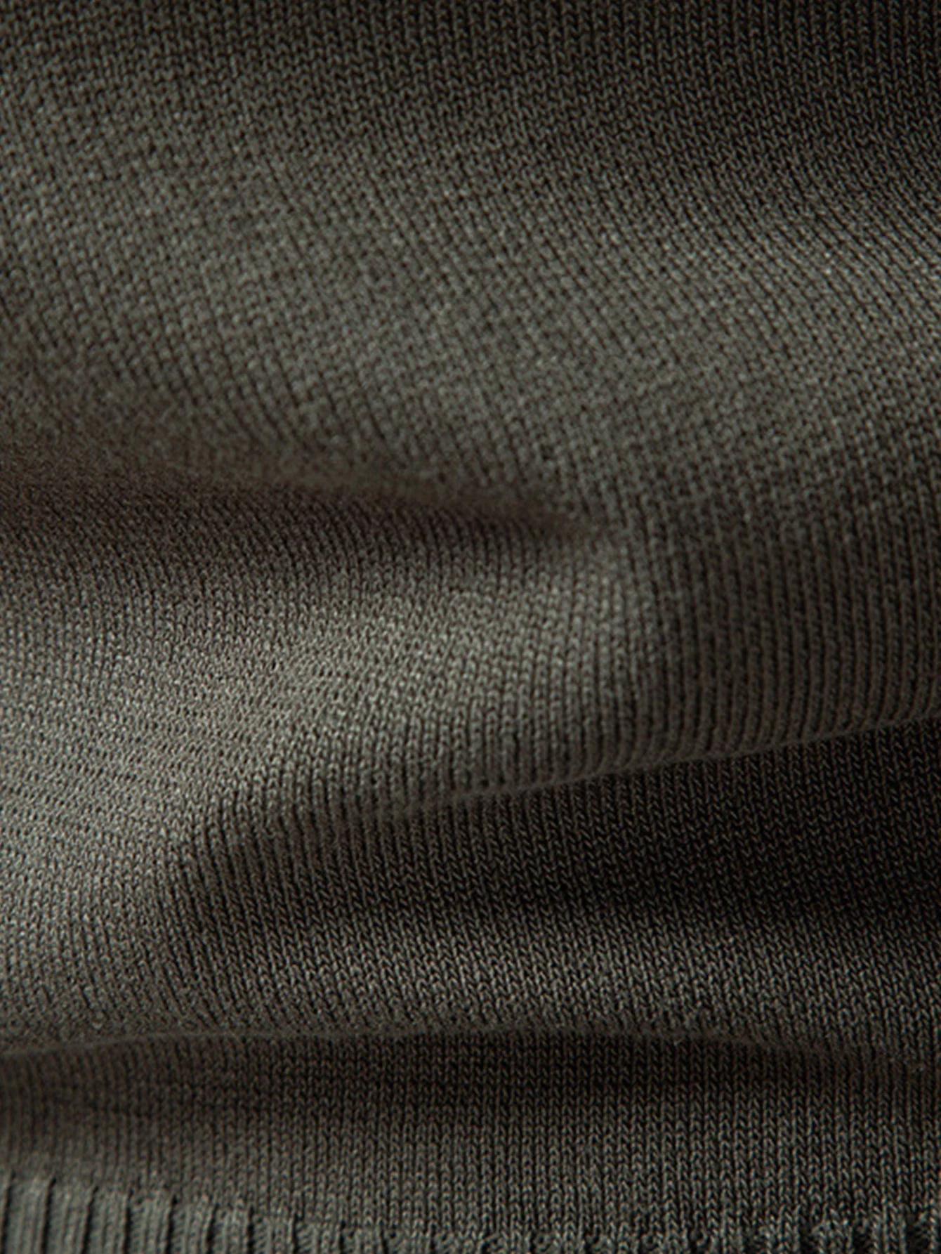 Henoch® | Long Sleeved Knitted Geometric Jacquard Zippe Polo Shirt - Image 10
