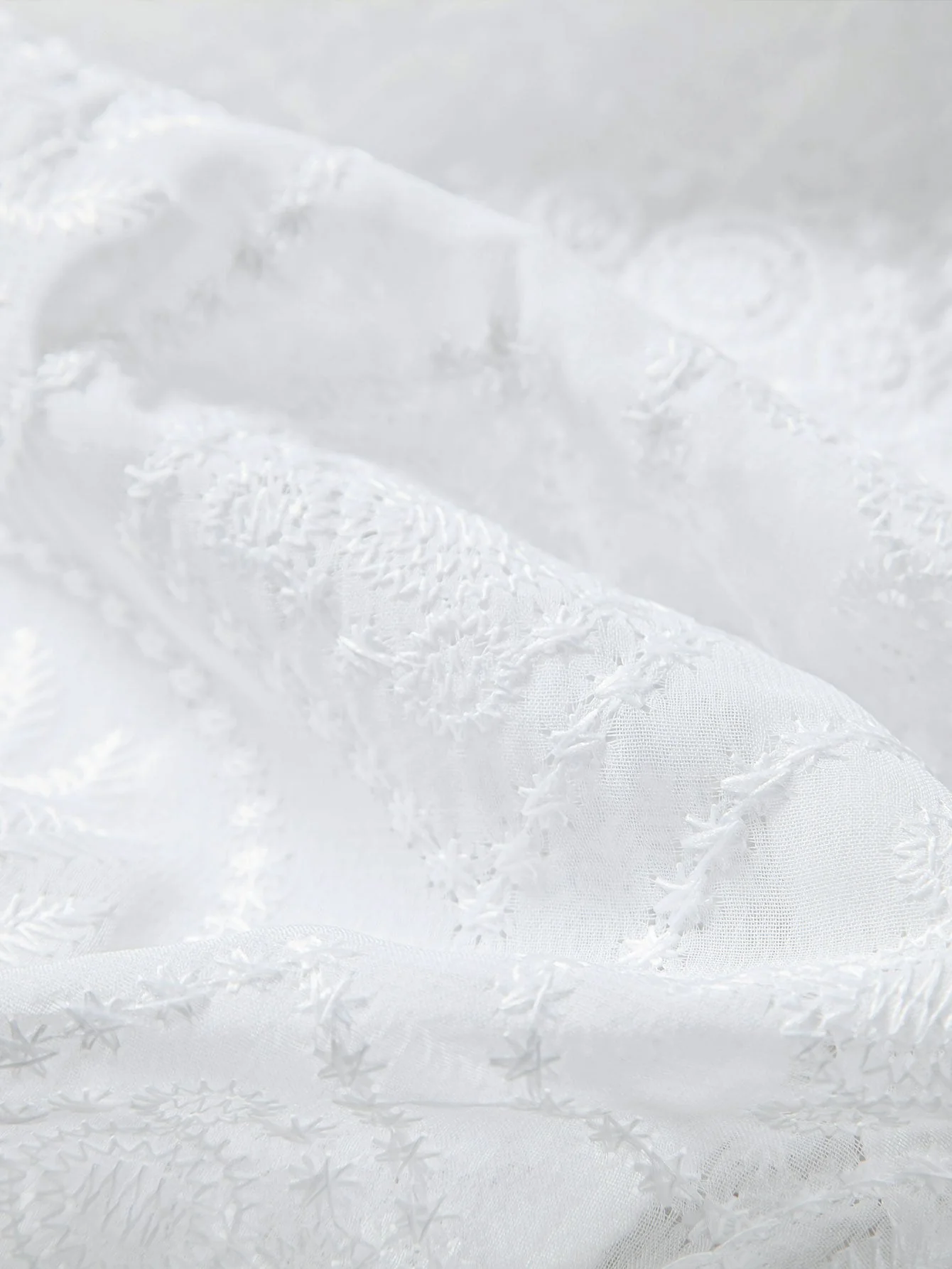 Hugo® | Embroidered Floral Cuban Shirt - Image 4