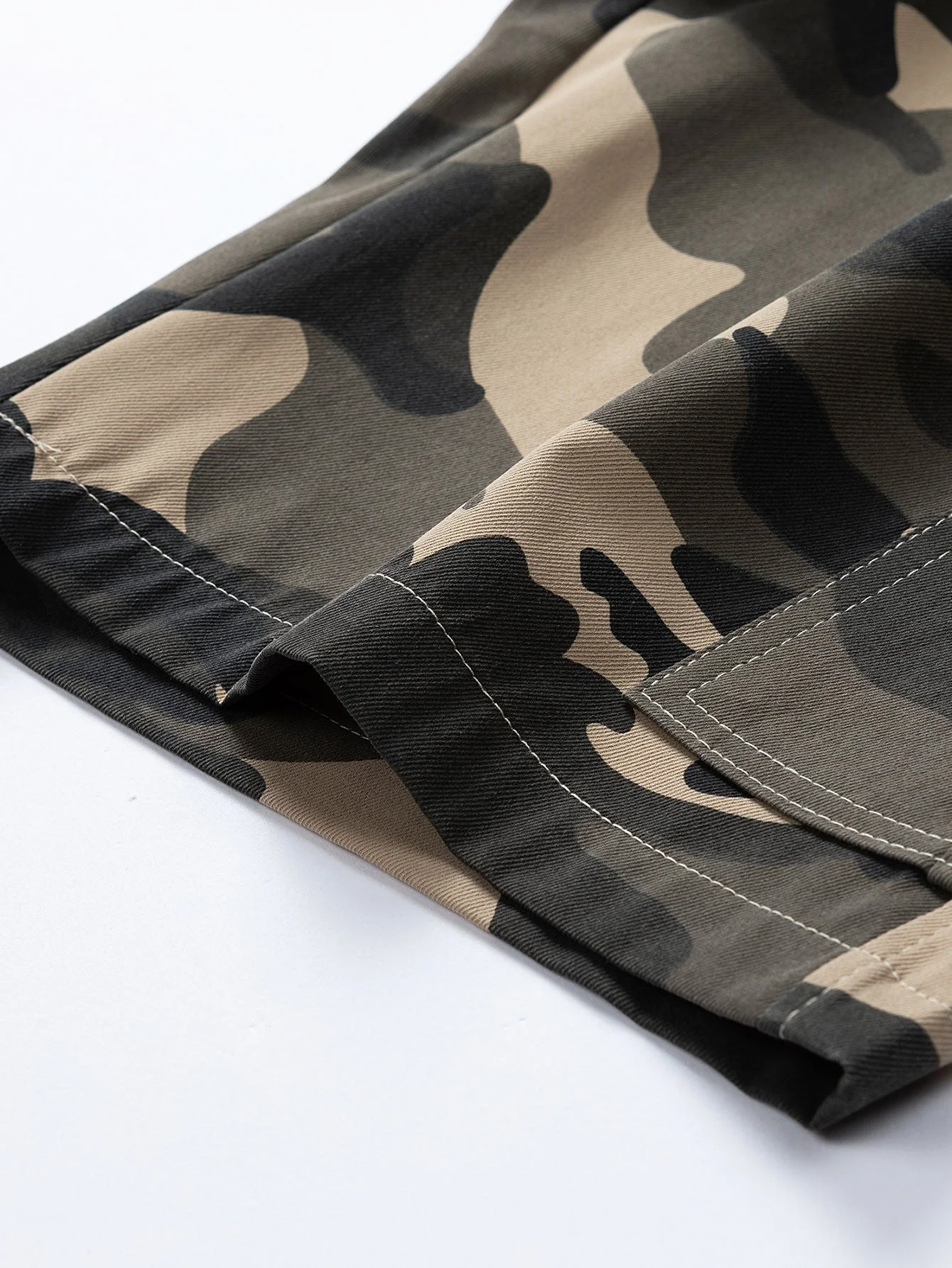 Humphrey® | Camouflage Drawstring Cargo Shorts - Image 8