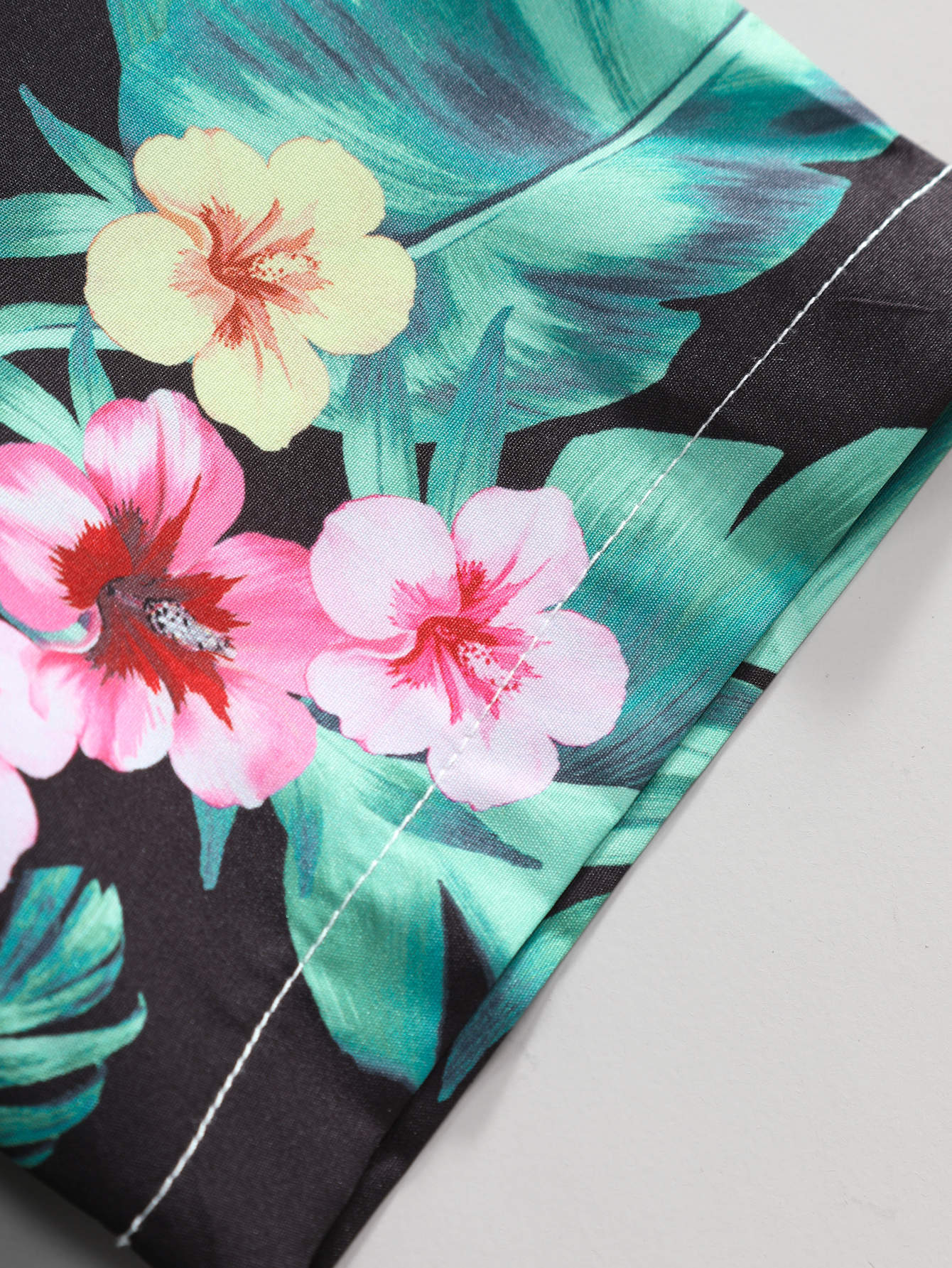 Íñigo® | Tropical Flowers Print Button Up Shirt - Image 5
