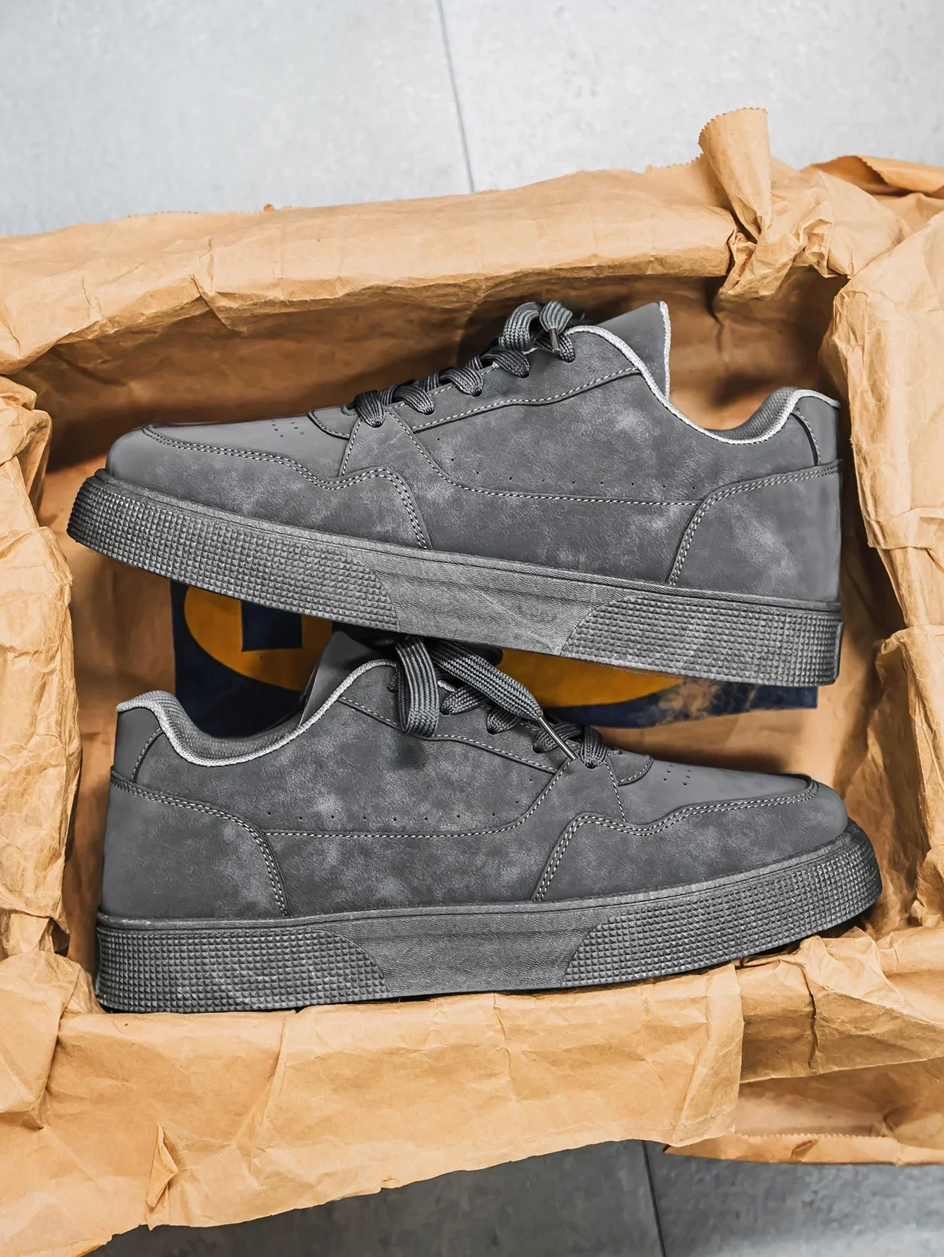 Isidore | Verona Suede Sneakers - Image 3