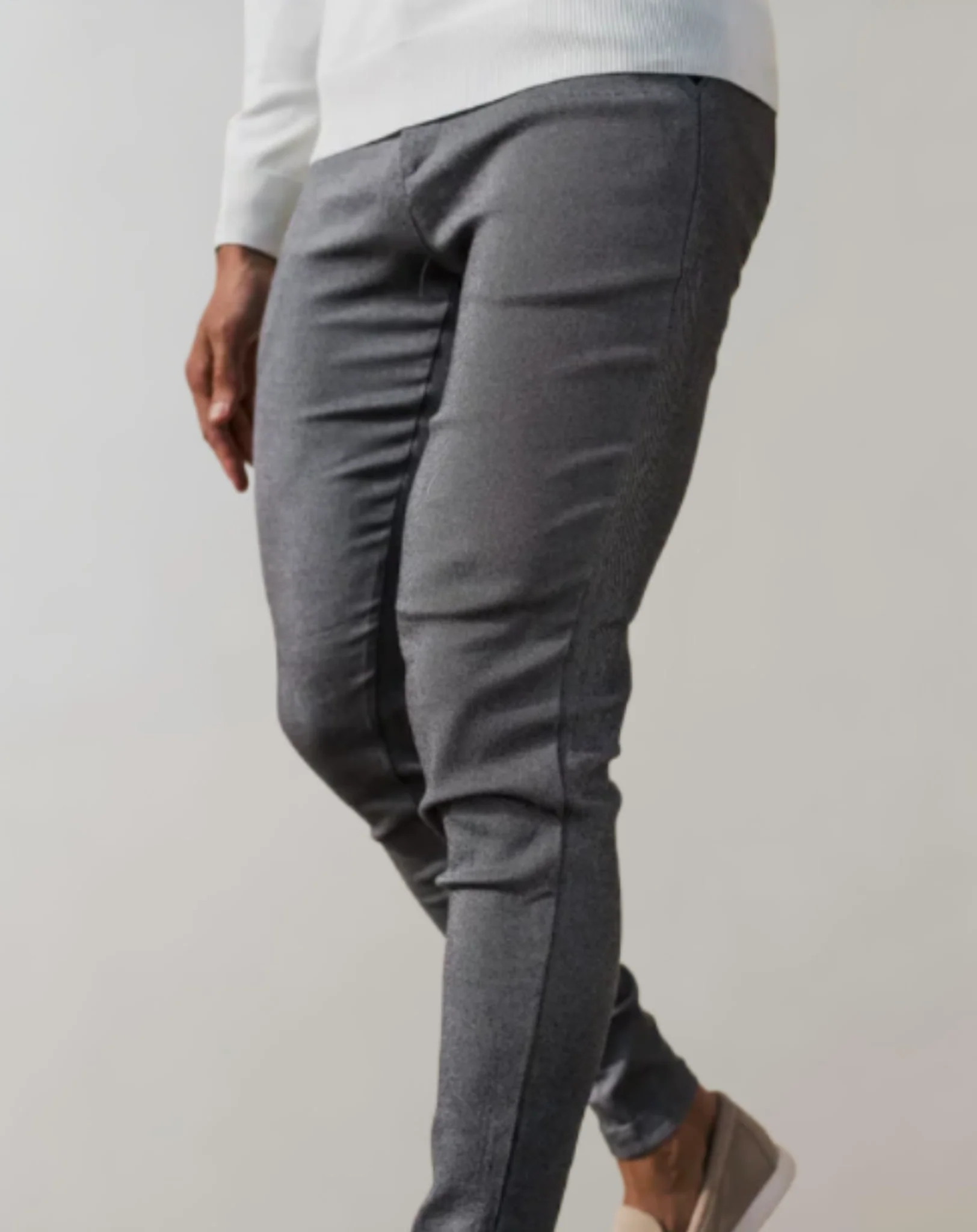 Iván® | Simple And Stylish Pants - Image 7