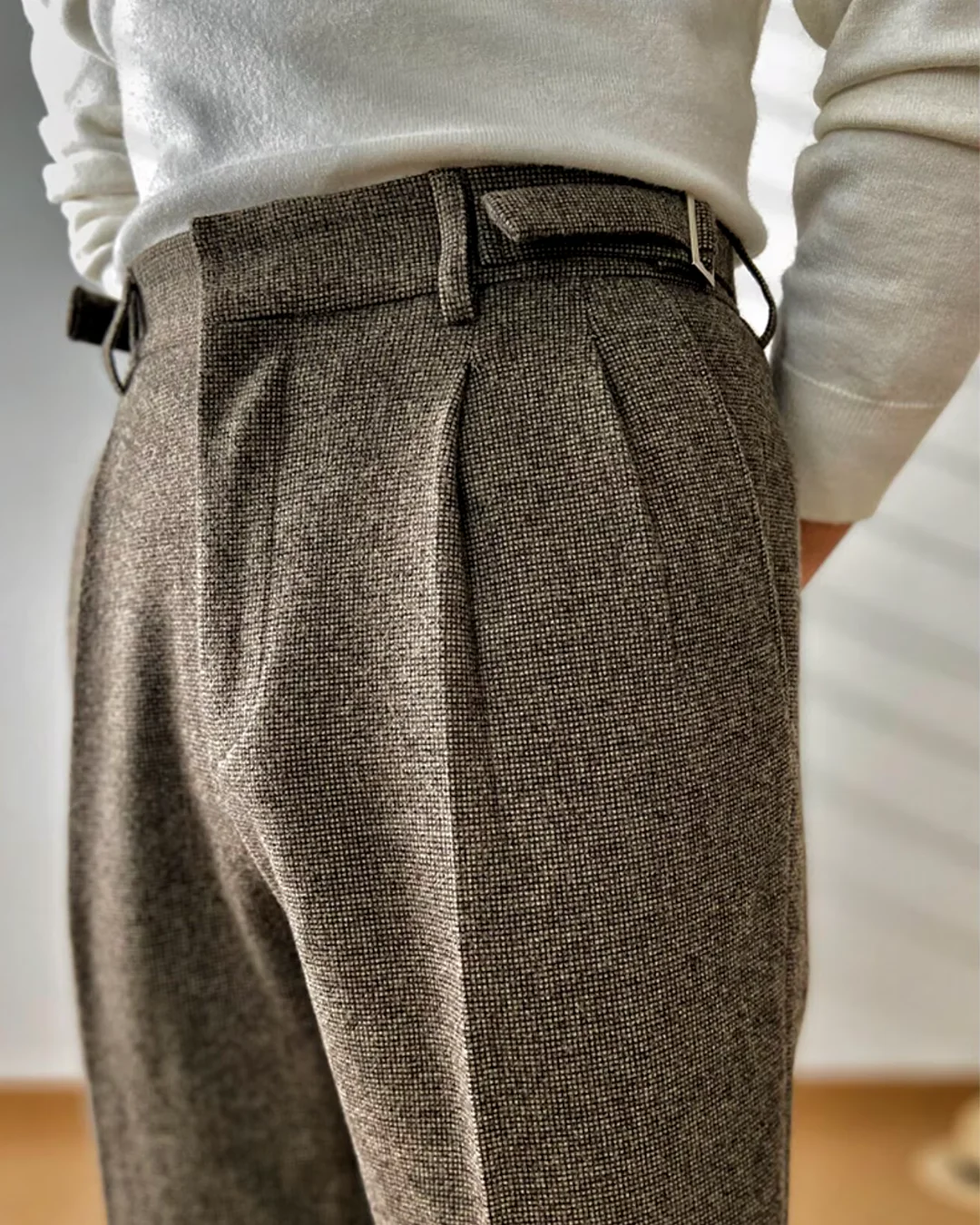 Jeremías® | Textured Pleated Trousers - Image 13