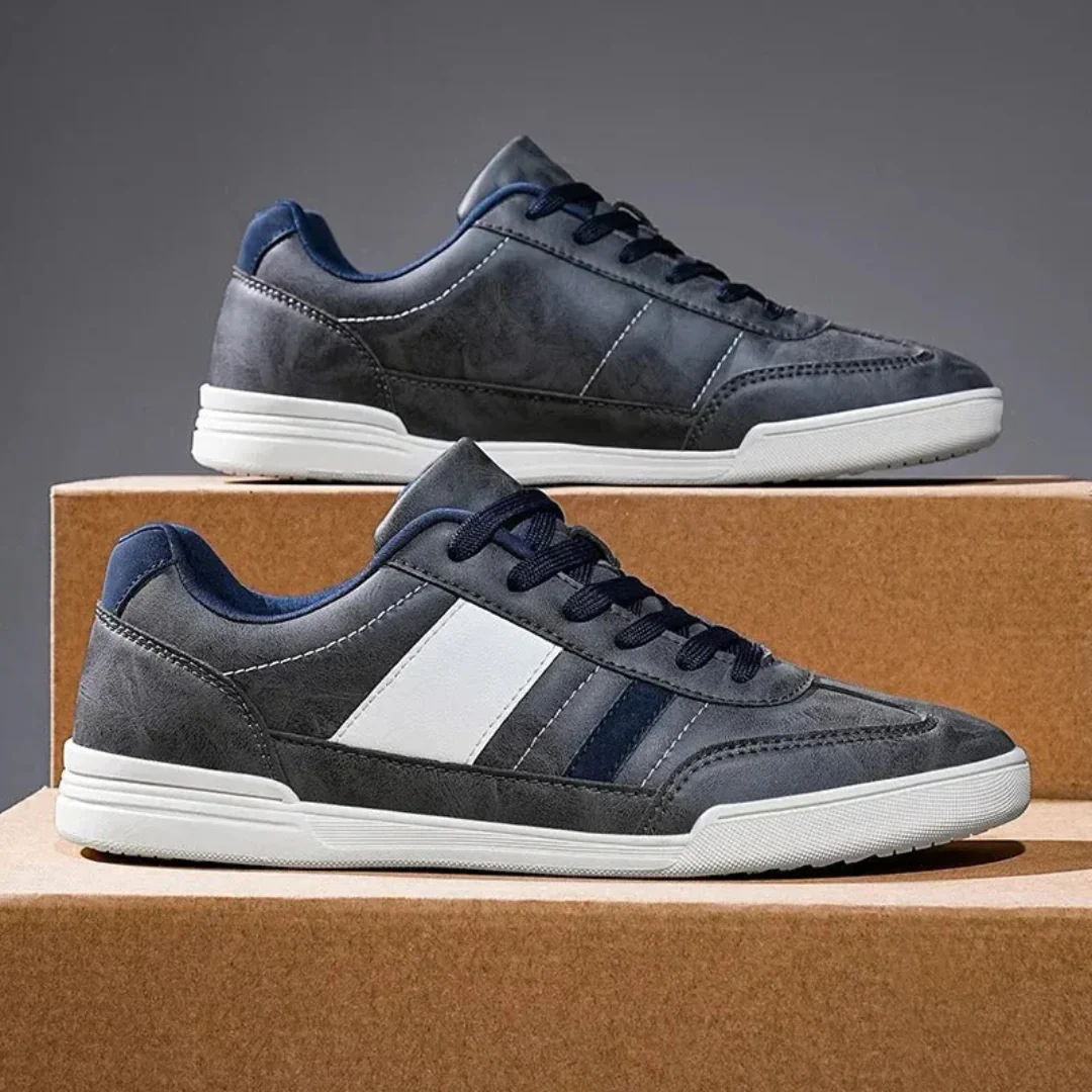 Jerónimo | Randall Suede Accents Trainers - Image 2