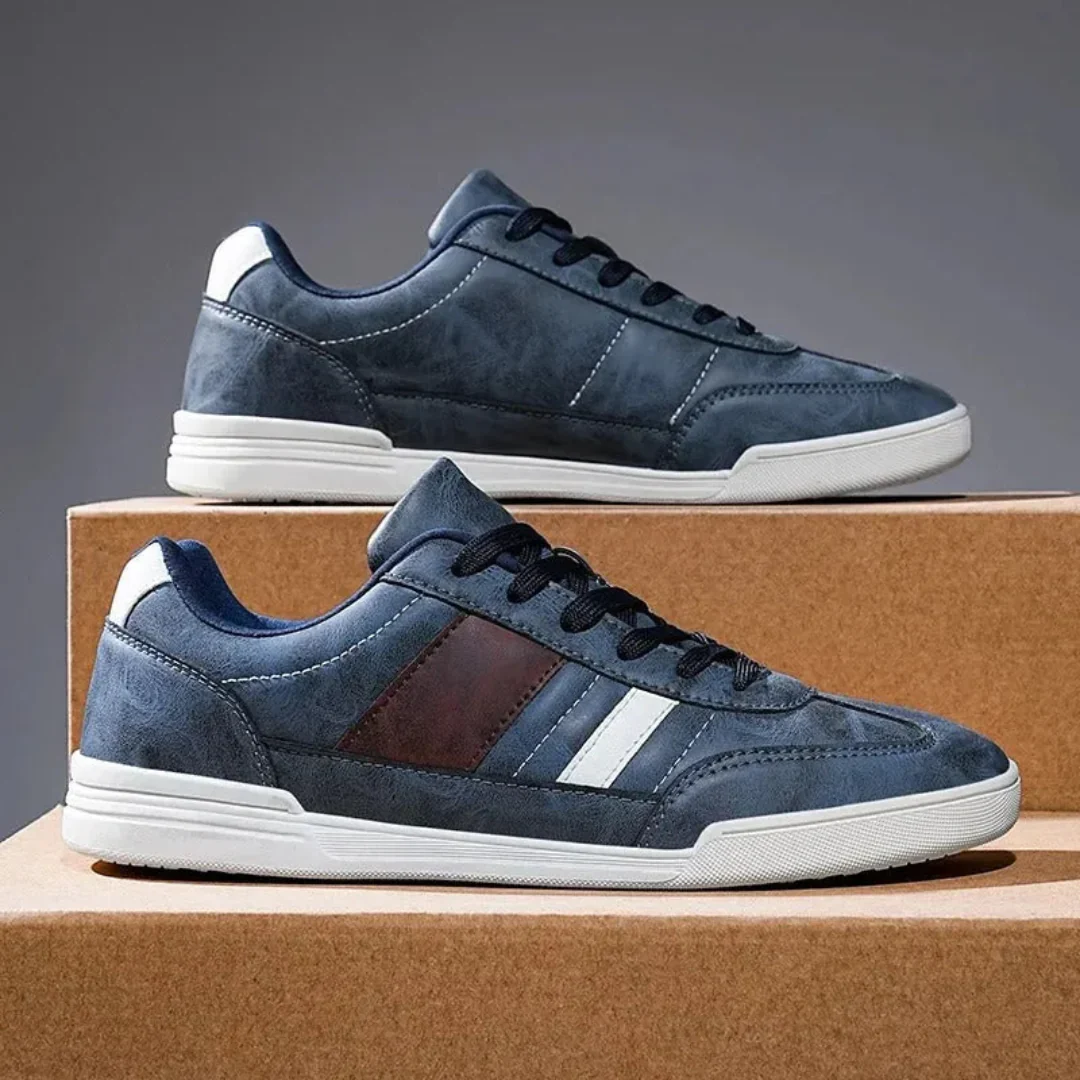Jerónimo | Randall Suede Accents Trainers - Image 3