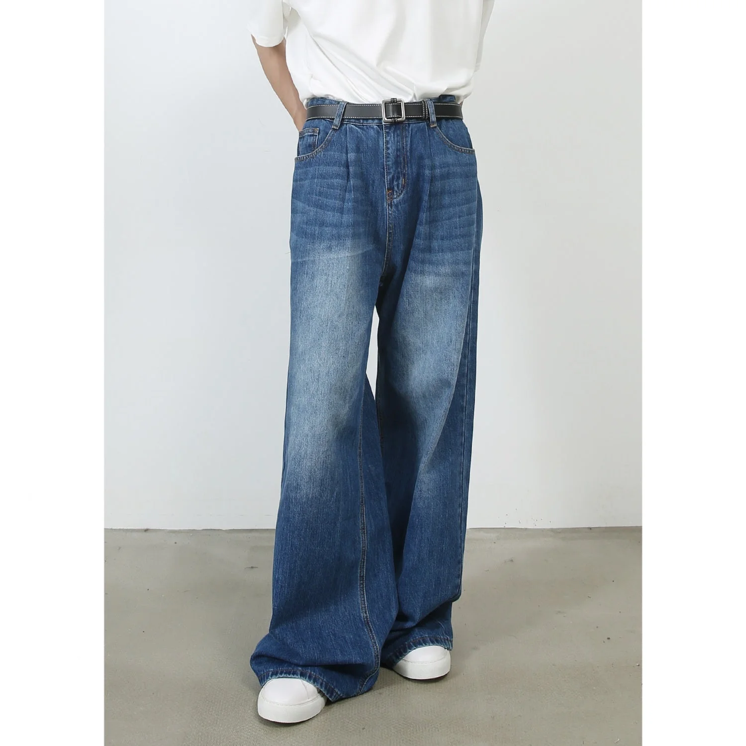Jervis® | Straight Wide Jeans - Image 3