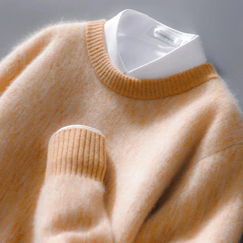 Jude | Traudel – Cashmere sweater with classic round neck - Image 2