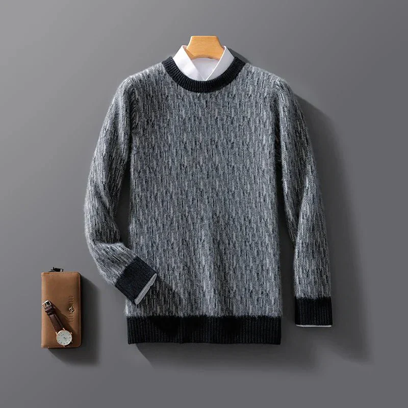 Jude | Traudel – Cashmere sweater with classic round neck - Image 6